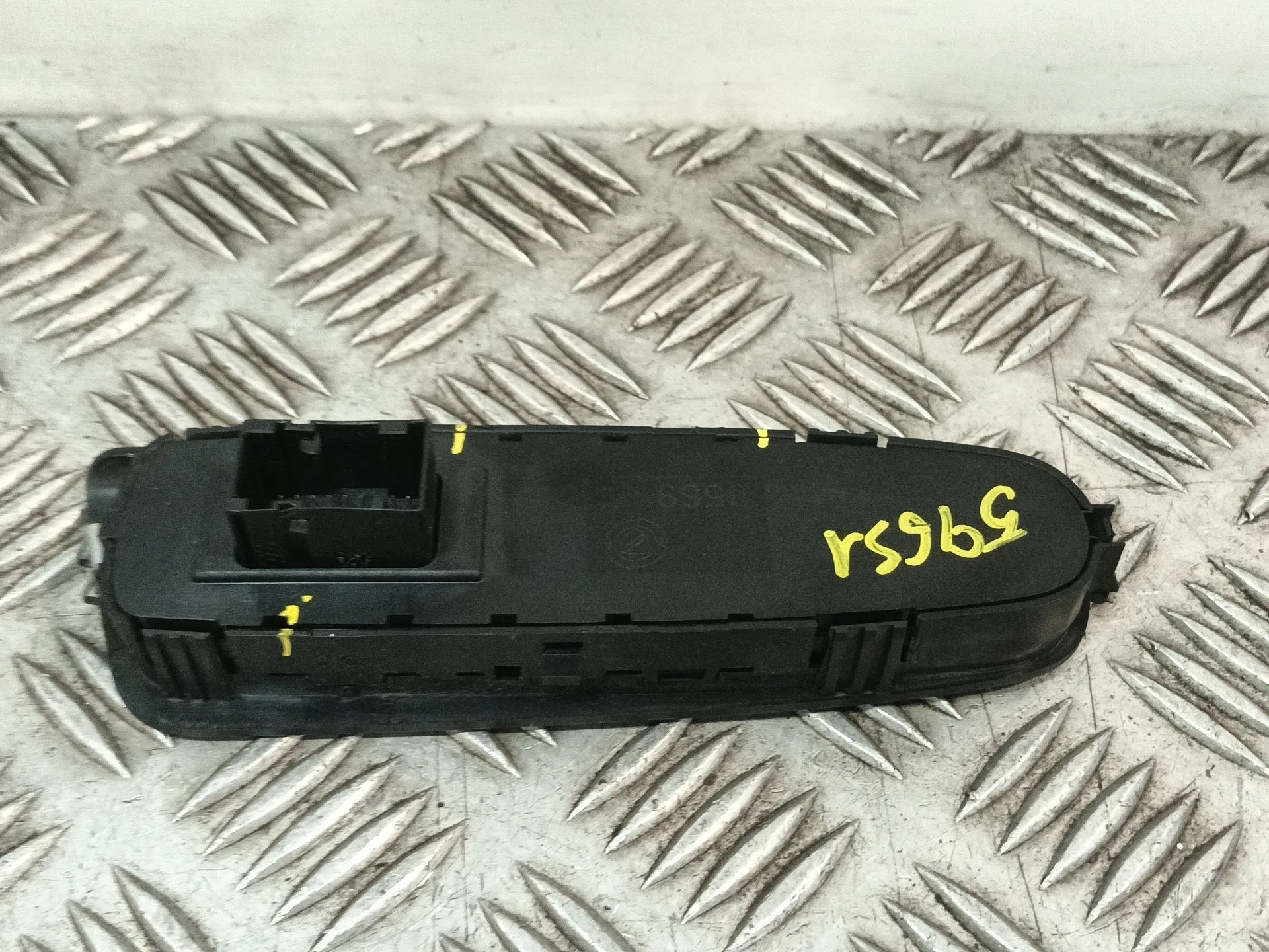 Mando Elevalunas Delantero Izquierdo para Fiat Stilo (192_)