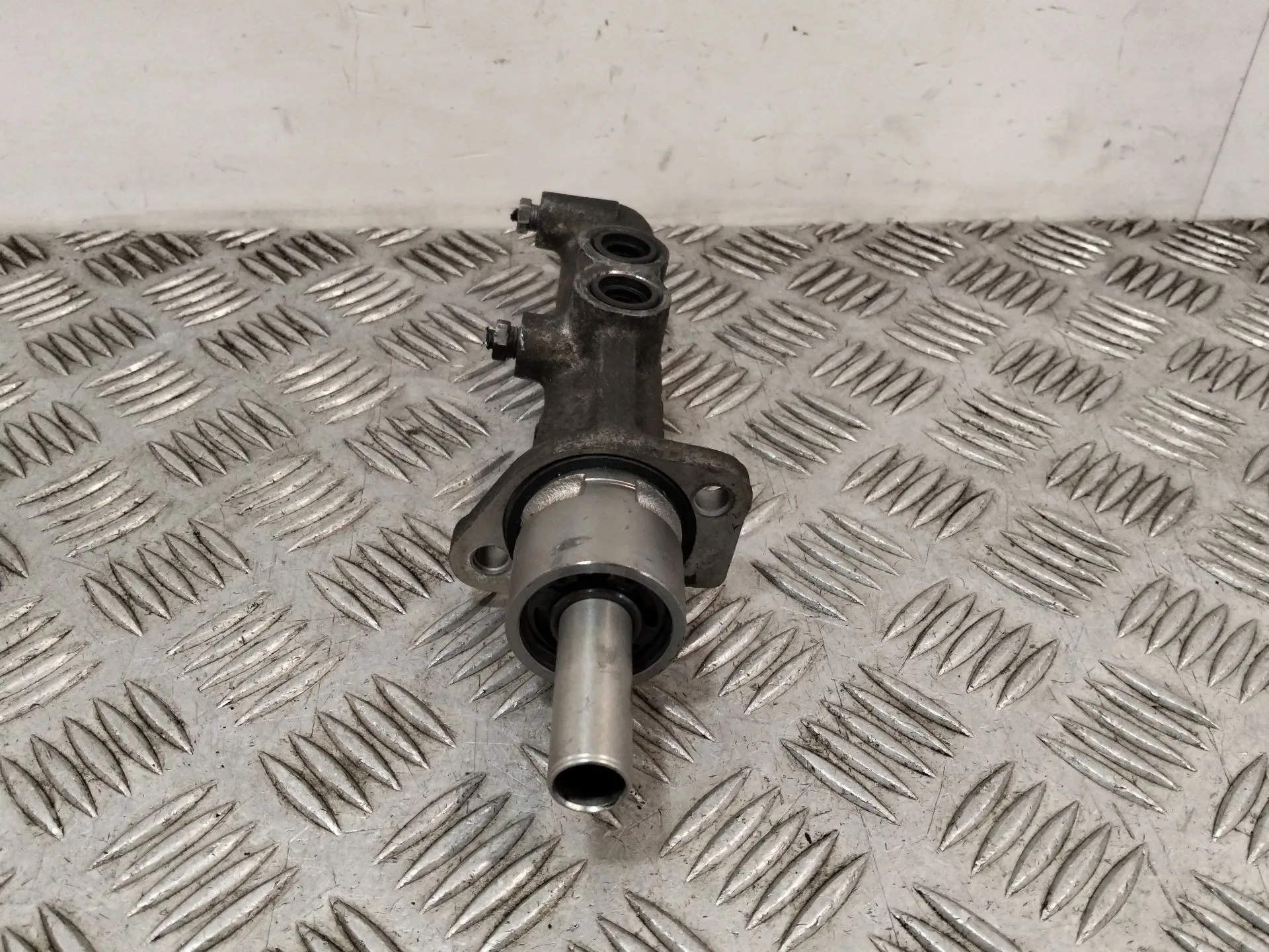 Bomba Freno para Iveco Daily Chasis- Cabina (1999 =>)