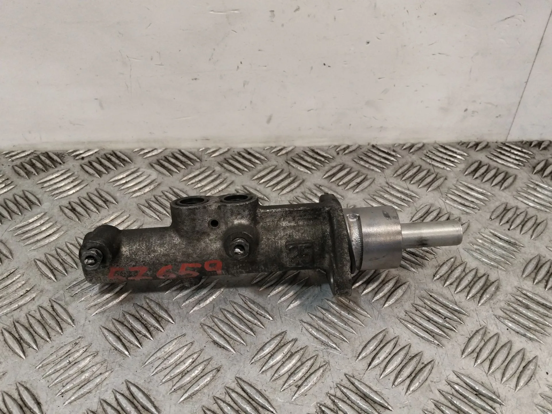 Bomba Freno para Iveco Daily Chasis- Cabina (1999 =>)