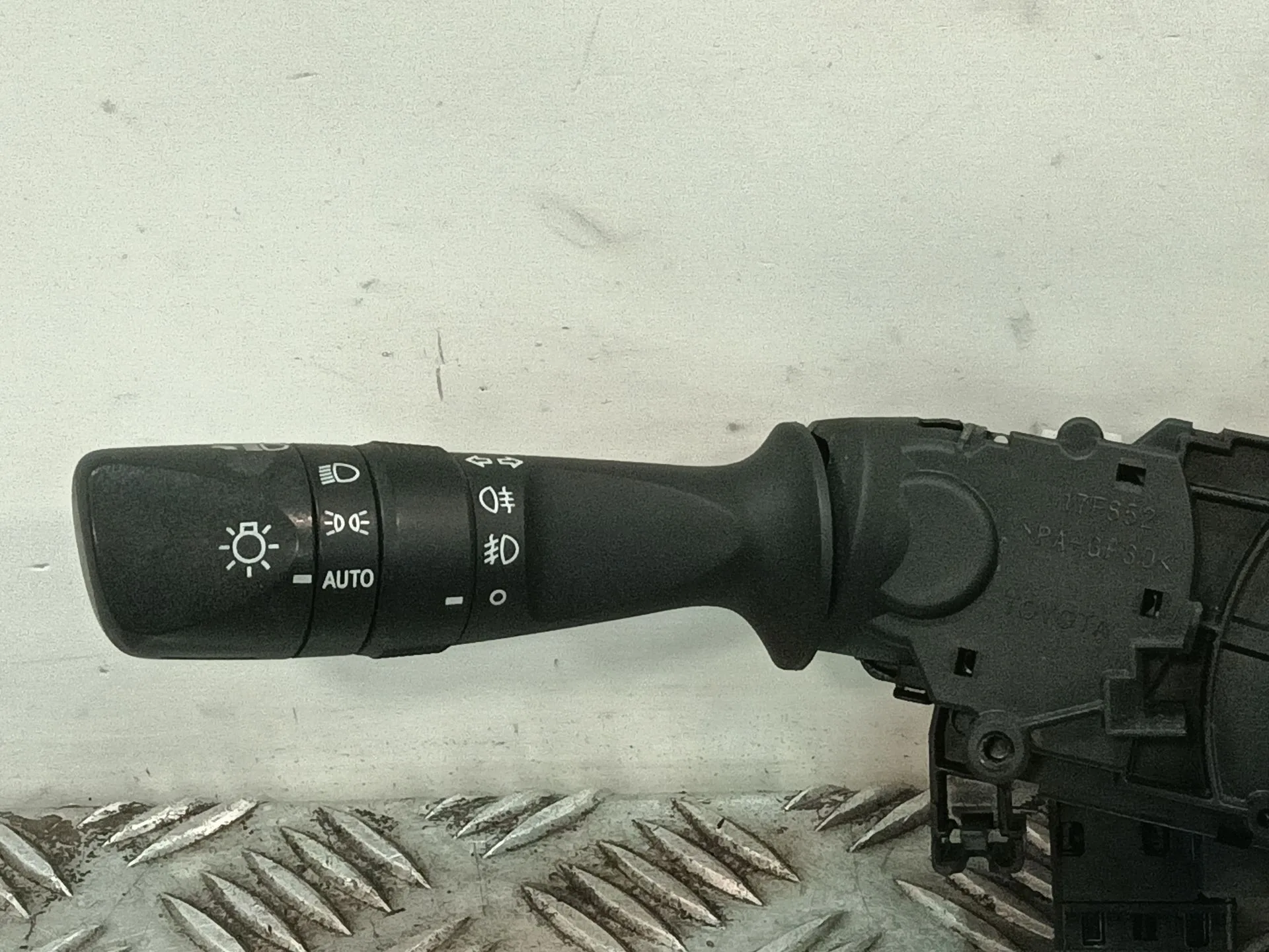Mando Multifuncion para Toyota C-Hr (_X1_)