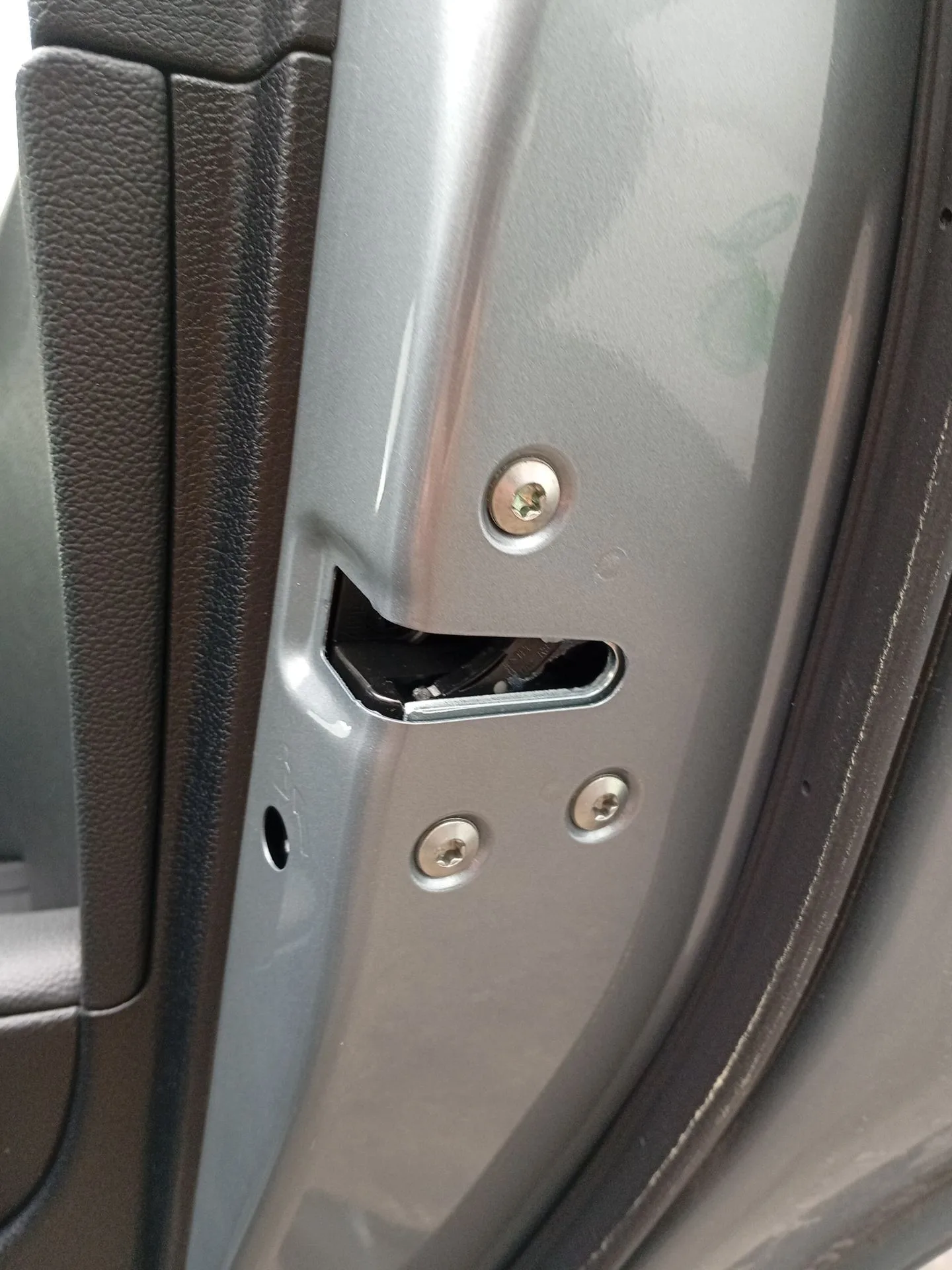 Cerradura Puerta Trasera Derecha para Kia Xceed (Cd)