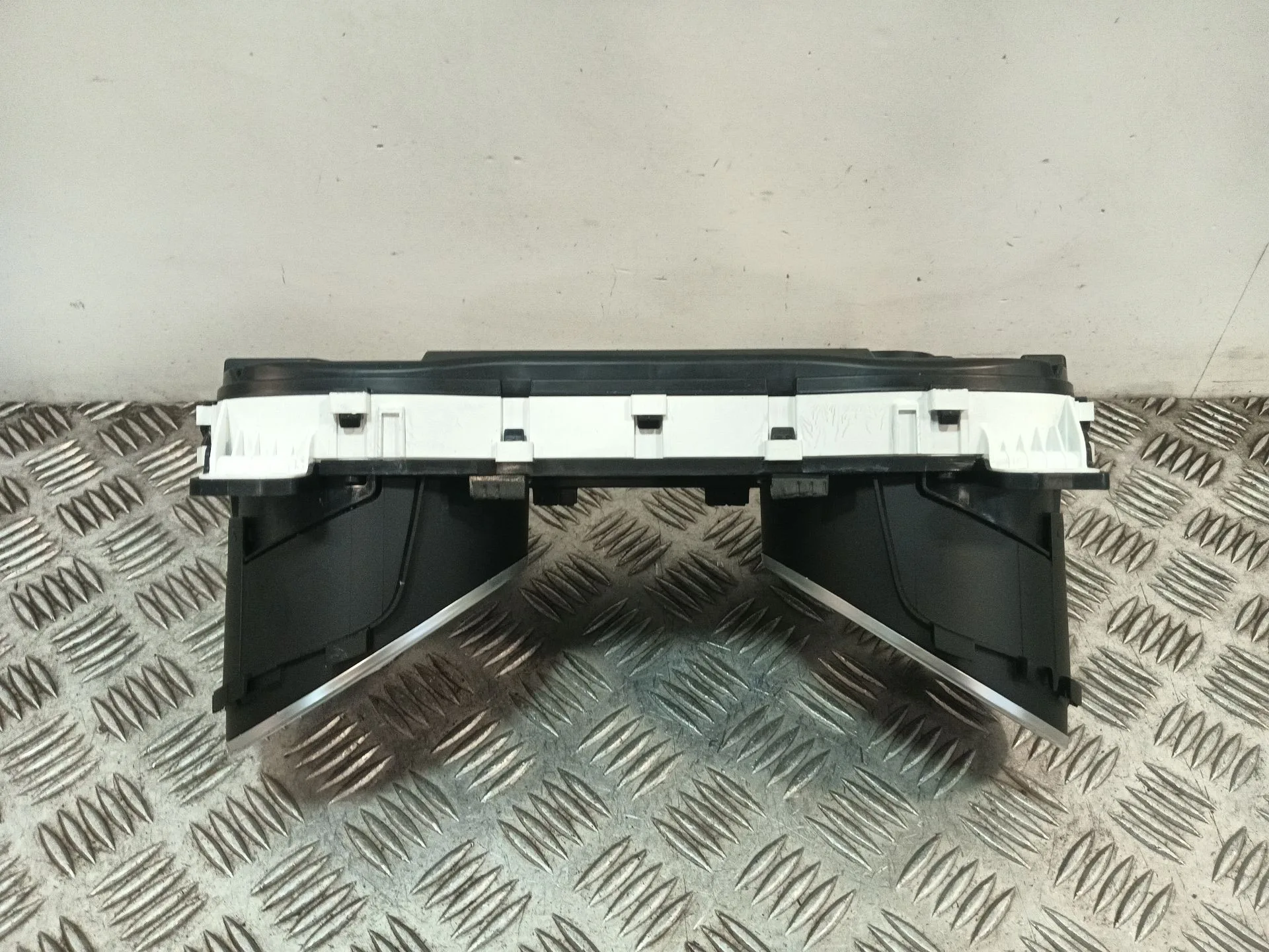 Cuadro Instrumentos para Kia Xceed (Cd)