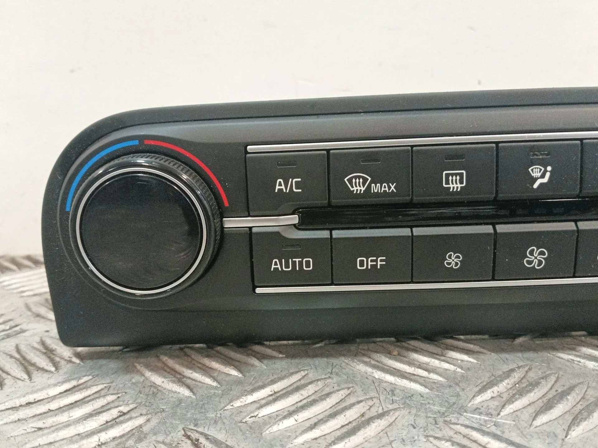 Mando Climatizador para Kia Xceed (Cd)
