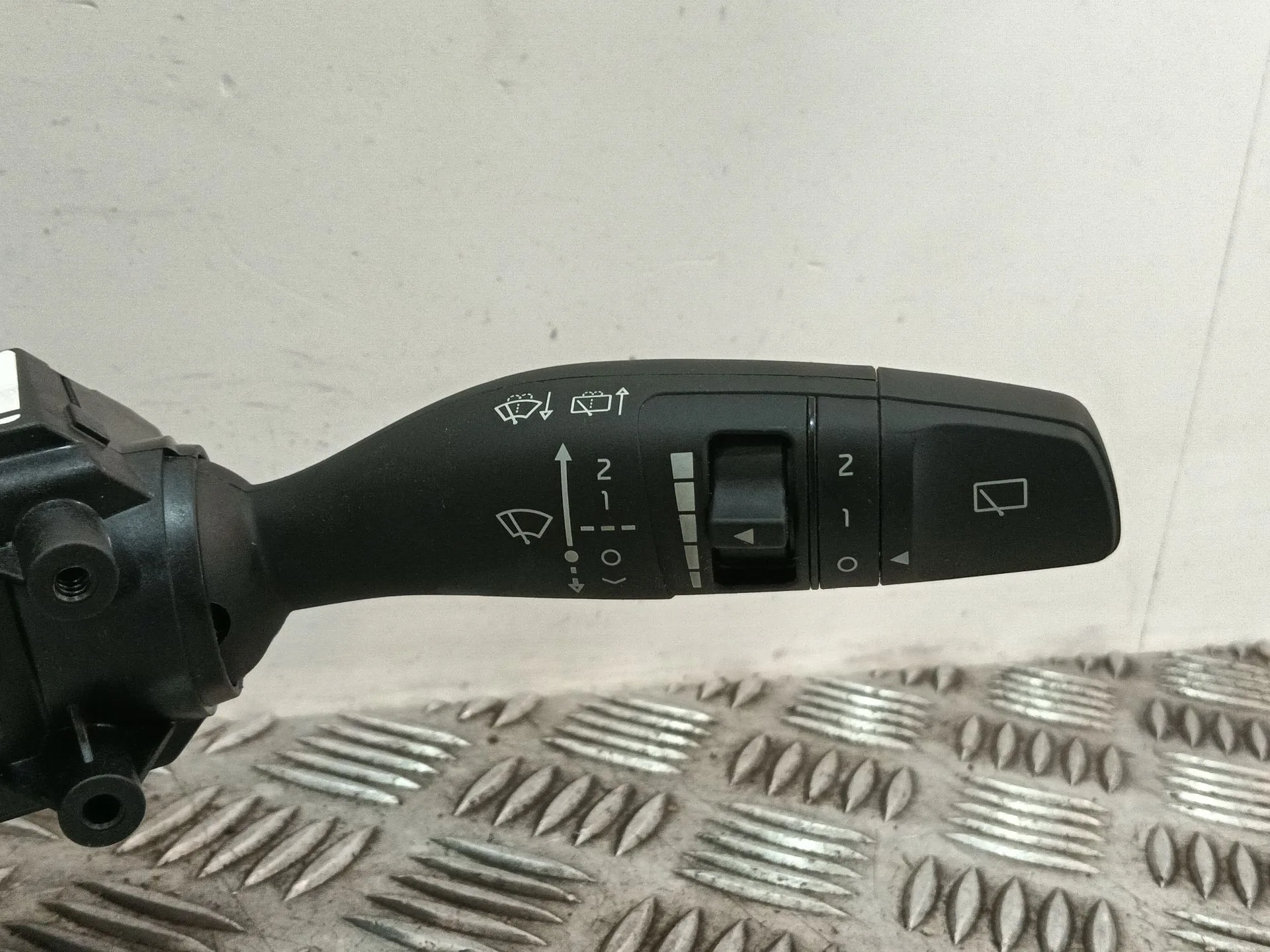 Mando Multifuncion para Kia Xceed (Cd)
