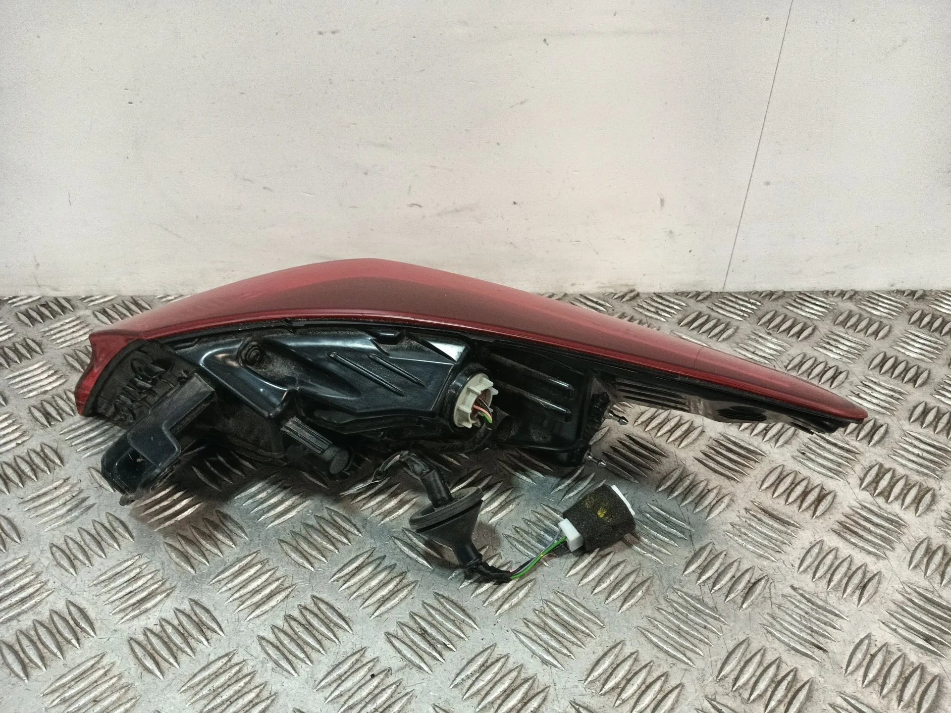 Piloto Trasero Izquierdo para Kia Xceed (Cd)