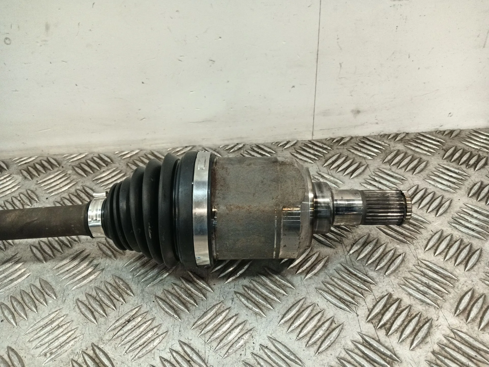 Transmision Delantera Izquierda para Kia Xceed (Cd)