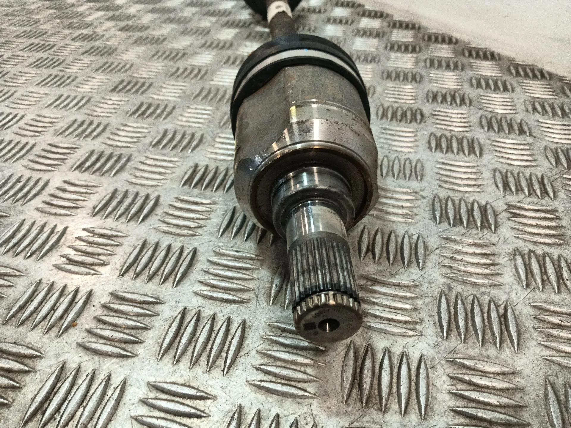 Transmision Delantera Izquierda para Kia Xceed (Cd)
