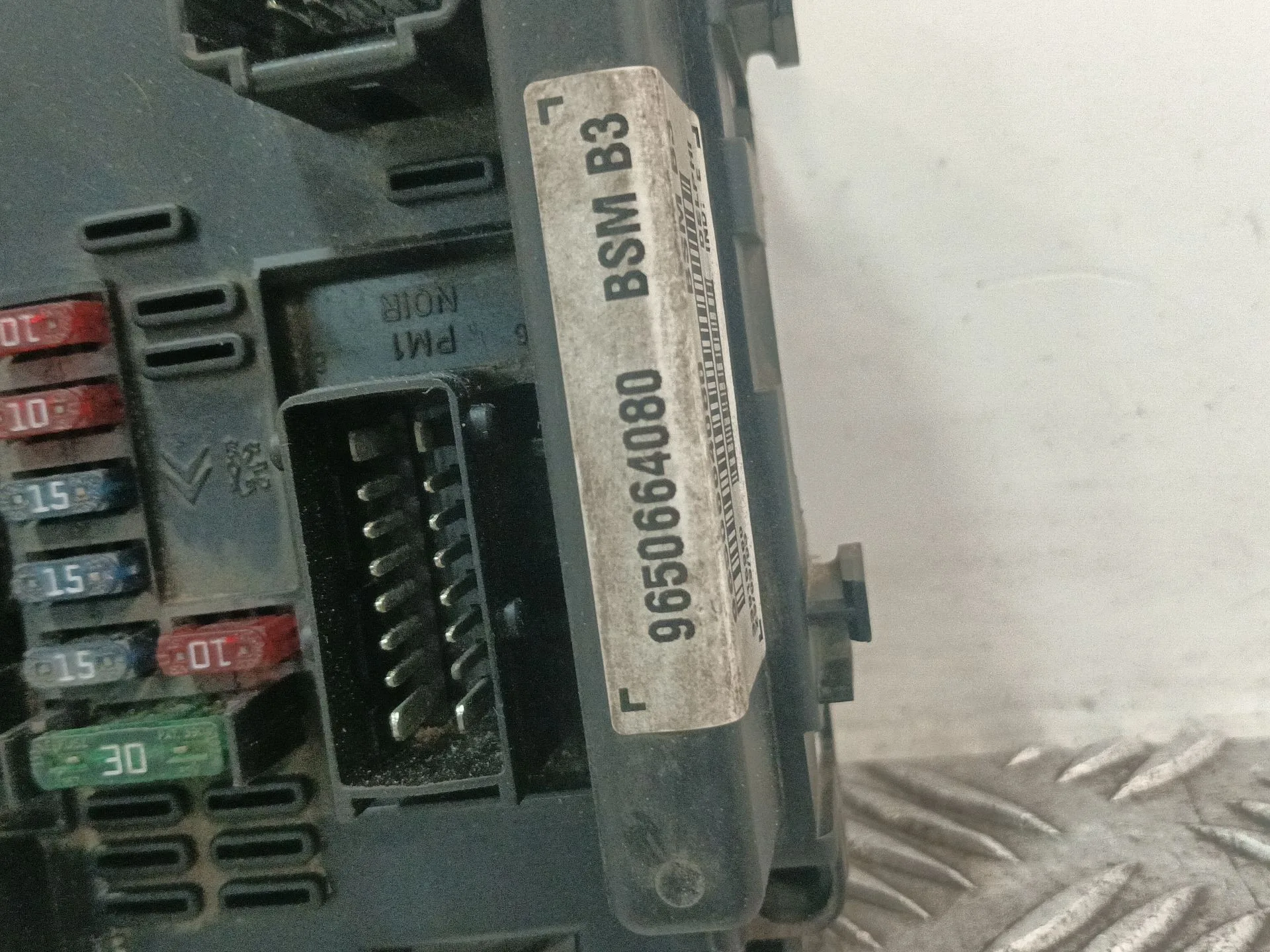 Caja Reles / Fusibles para Peugeot 307 (3A/C)