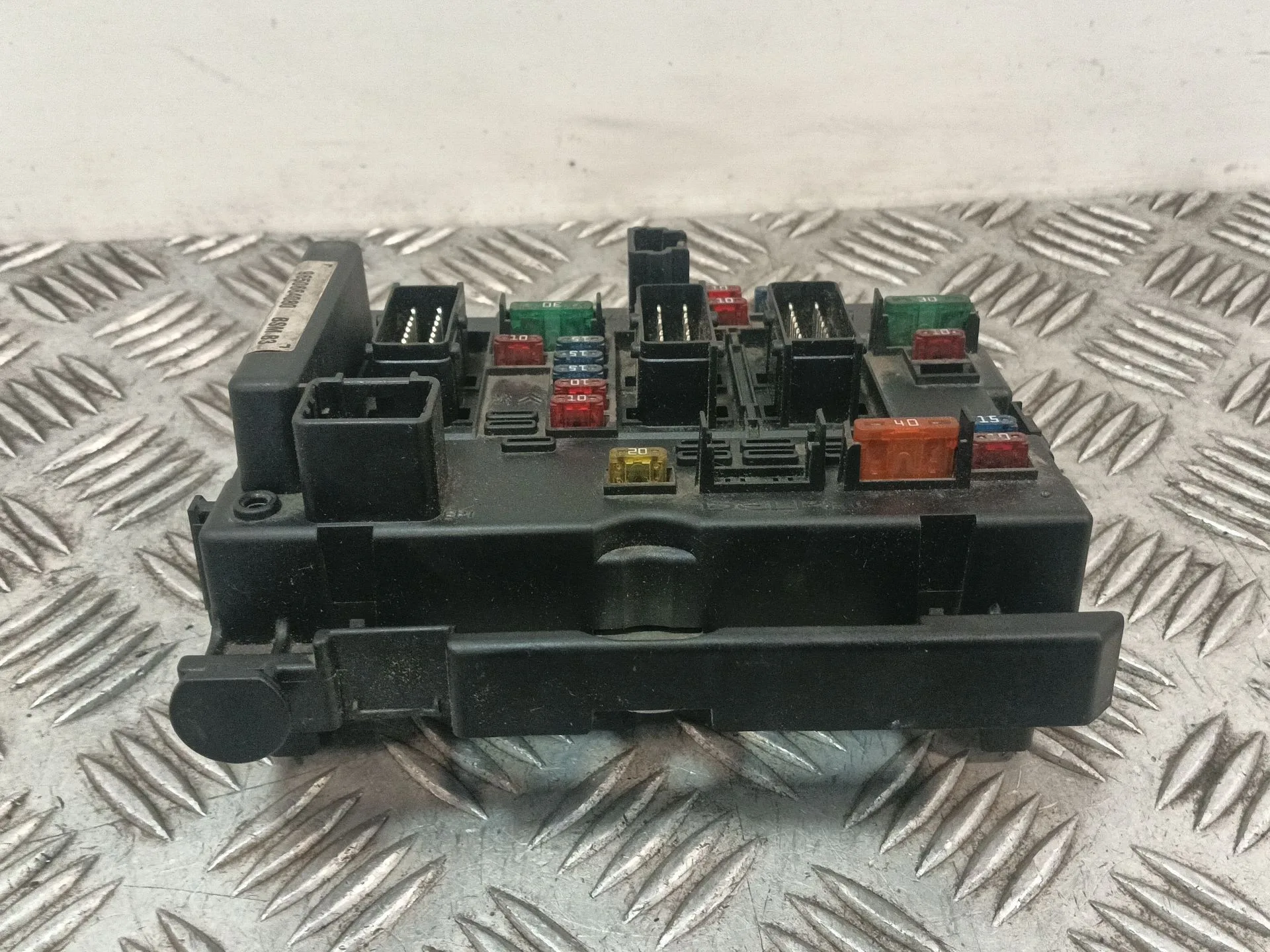 Caja Reles / Fusibles para Peugeot 307 (3A/C)
