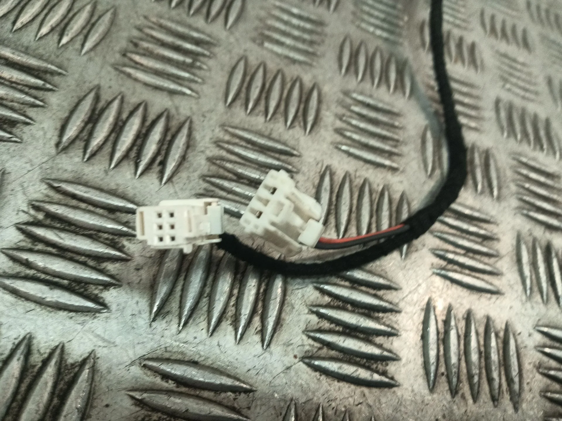 Amortiguador Porton Trasero Izquierdo para Peugeot 3008 Ii Suv (Mc_, Mr_, Mj_, M4_)