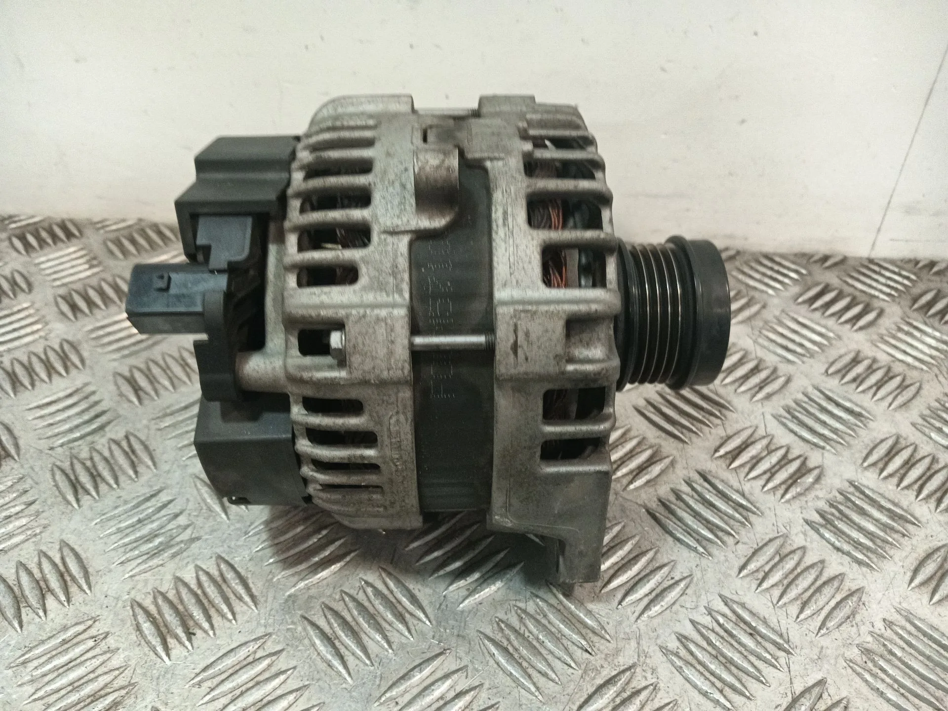Alternador para Mercedes-Benz Clase A (W176)