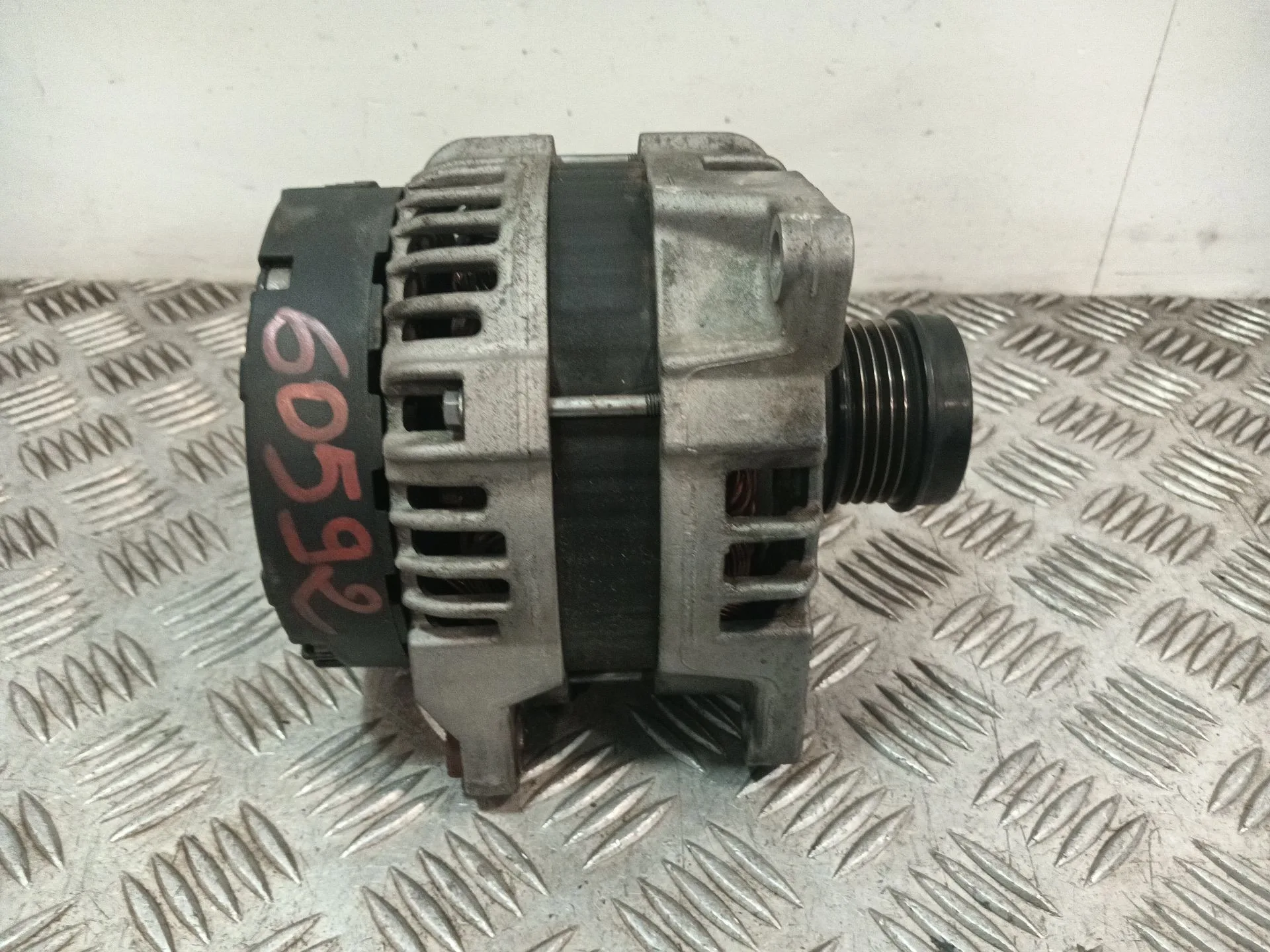 Alternador para Mercedes-Benz Clase A (W176)