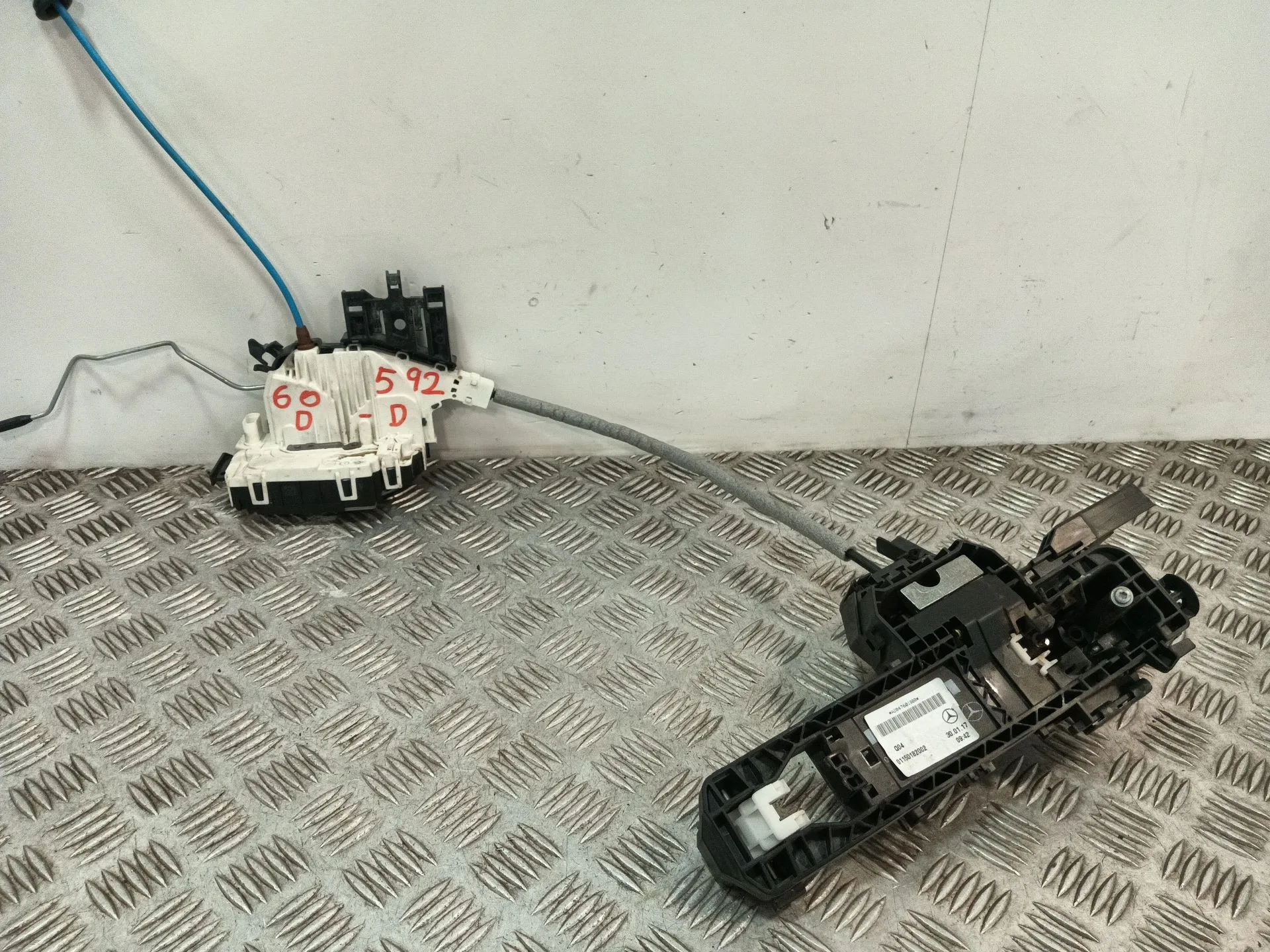 Cerradura Puerta Delantera Derecha para Mercedes-Benz Clase A (W176)