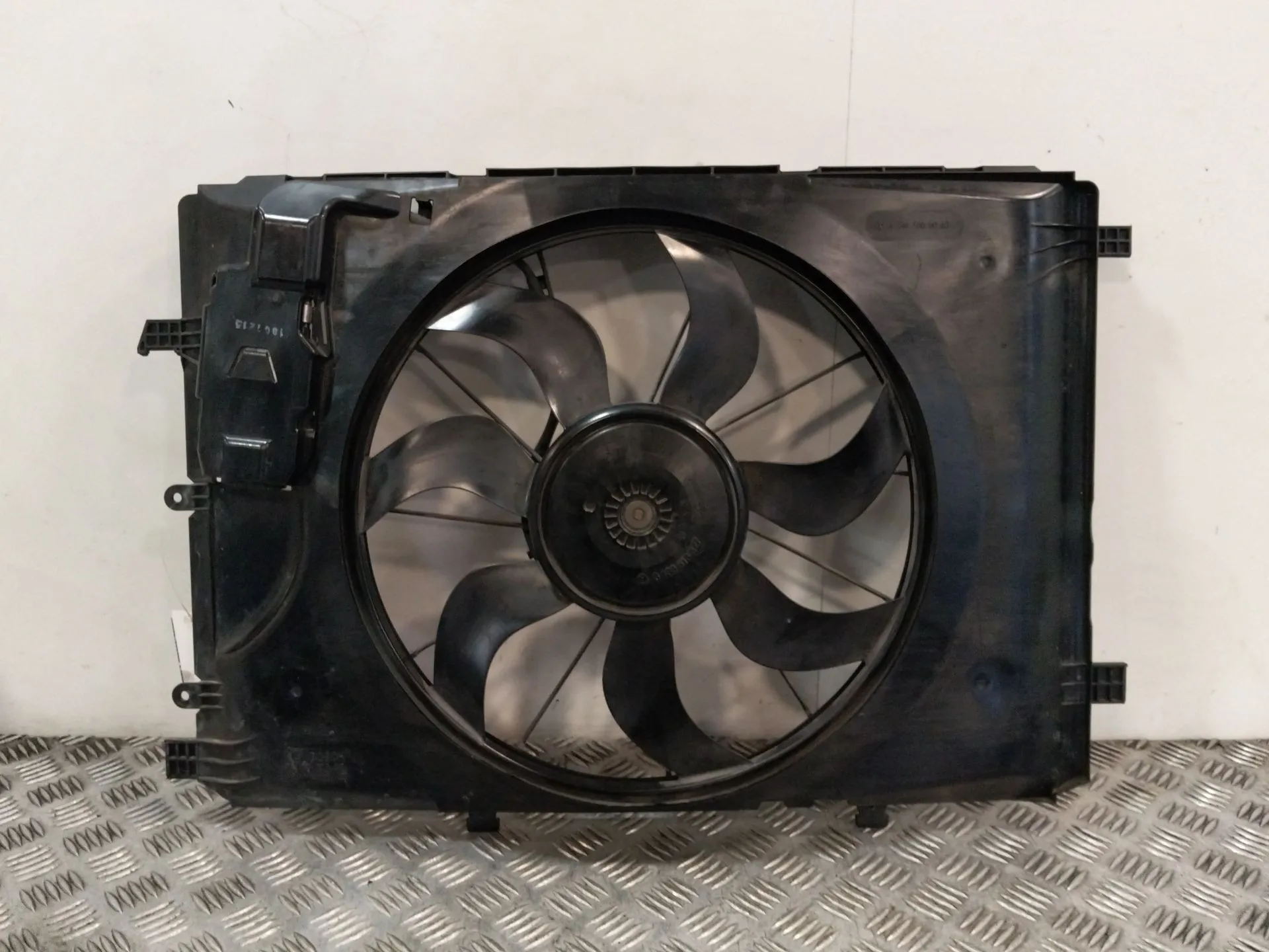 Electroventilador para Mercedes-Benz Clase A (W176)