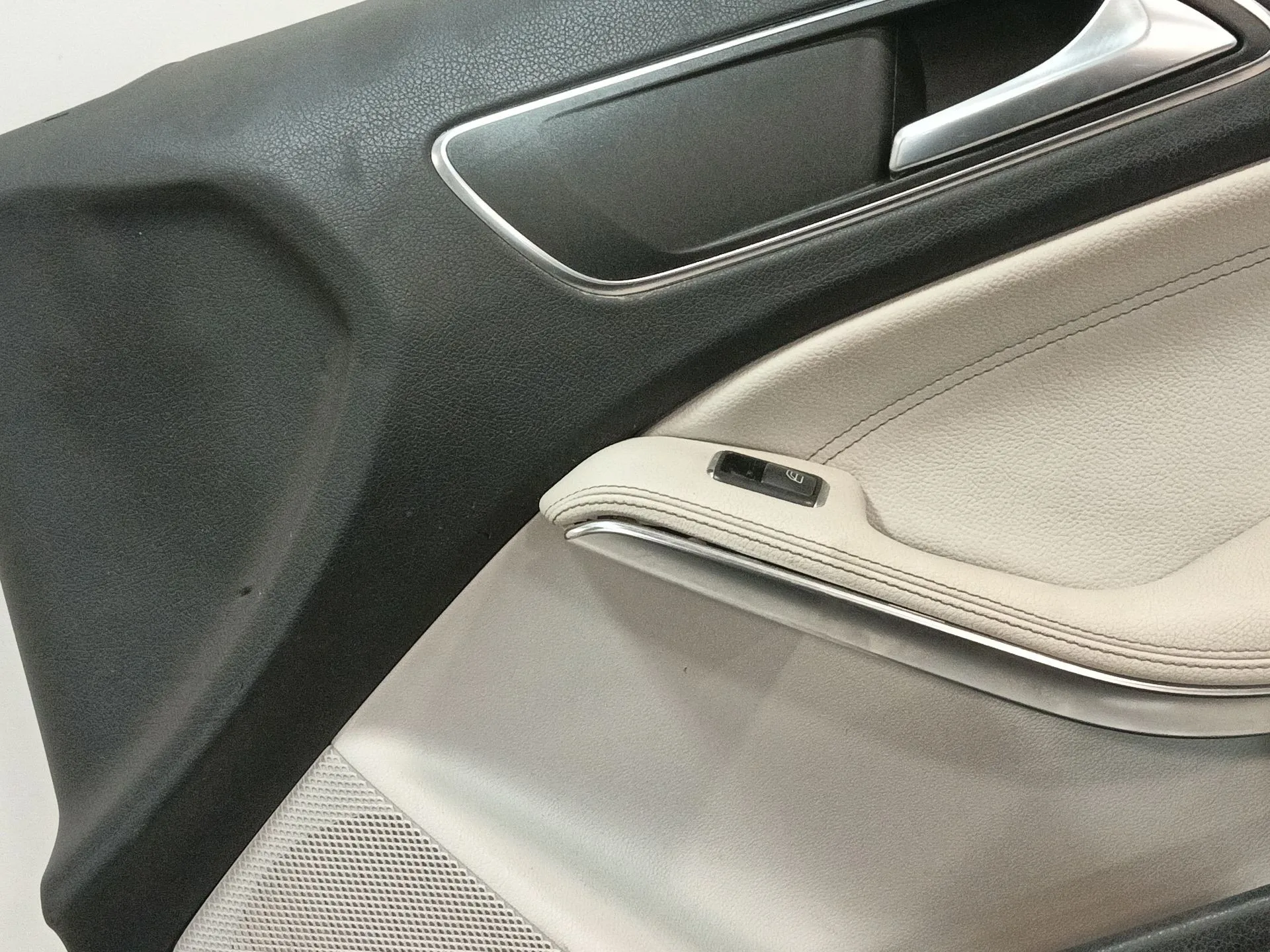Guarnecido Puerta Delantera Derecha para Mercedes-Benz Clase A (W176)