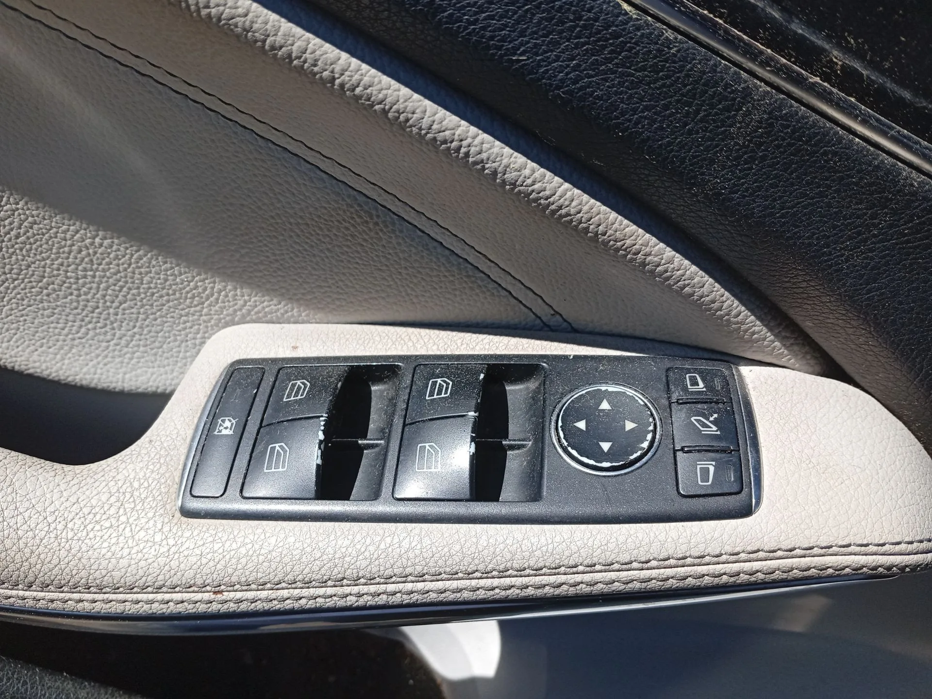 Mando Elevalunas Delantero Izquierdo para Mercedes-Benz Clase A (W176)