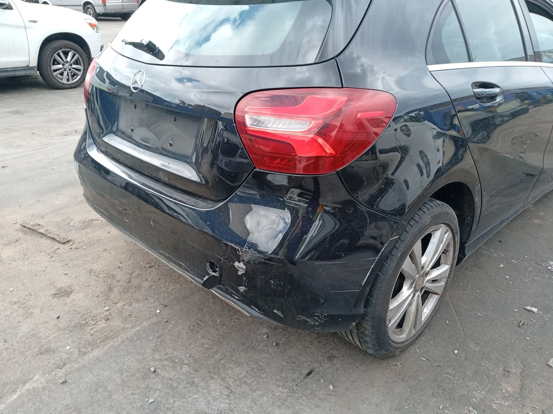 Paragolpes Trasero para Mercedes-Benz Clase A (W176)