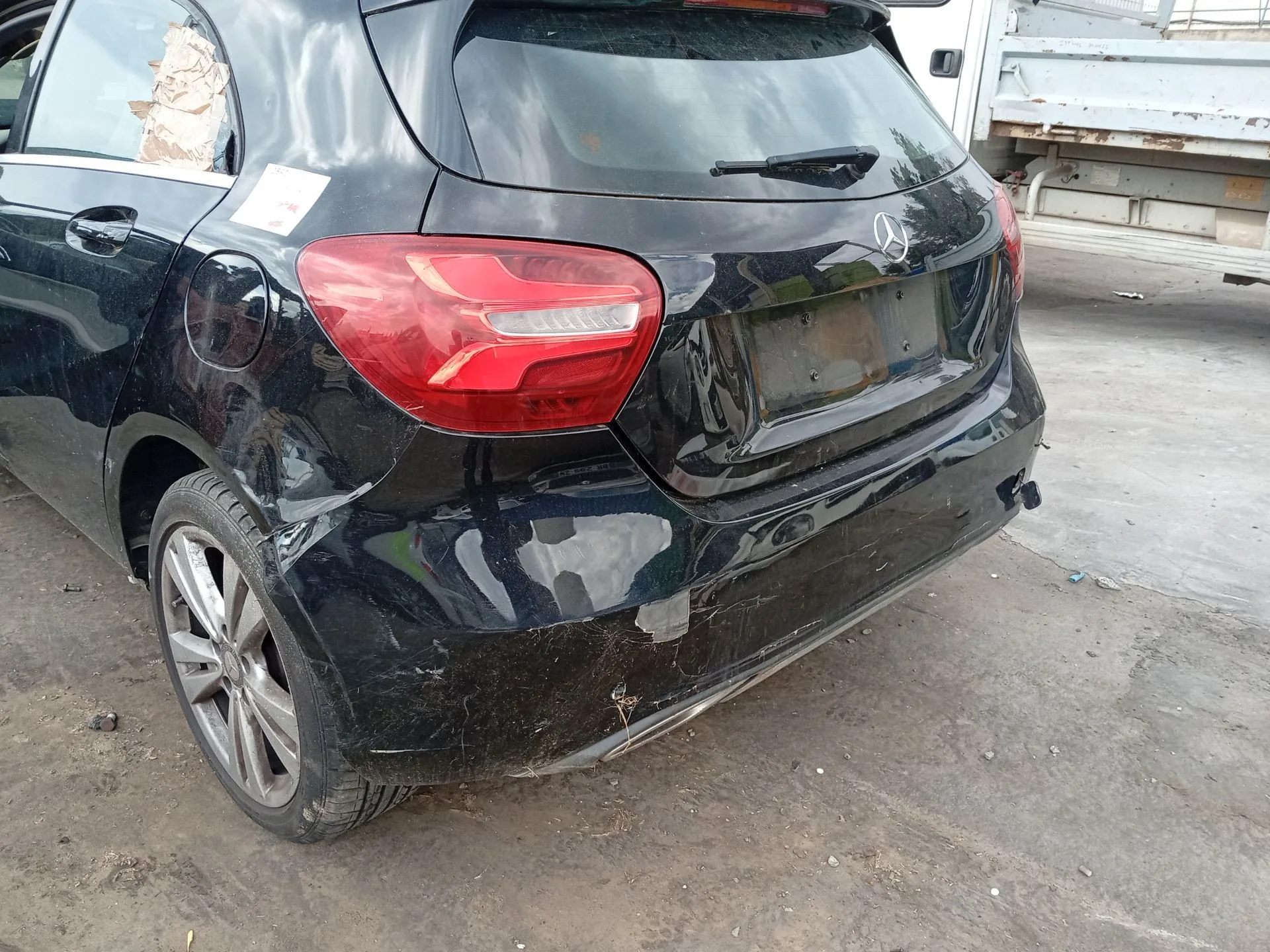 Paragolpes Trasero para Mercedes-Benz Clase A (W176)