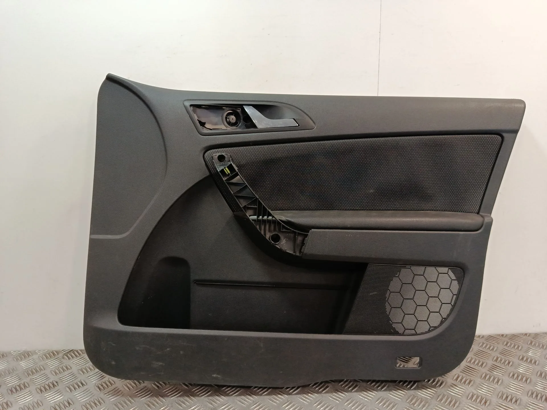 Guarnecido Puerta Delantera Derecha para Skoda Yeti (5L)
