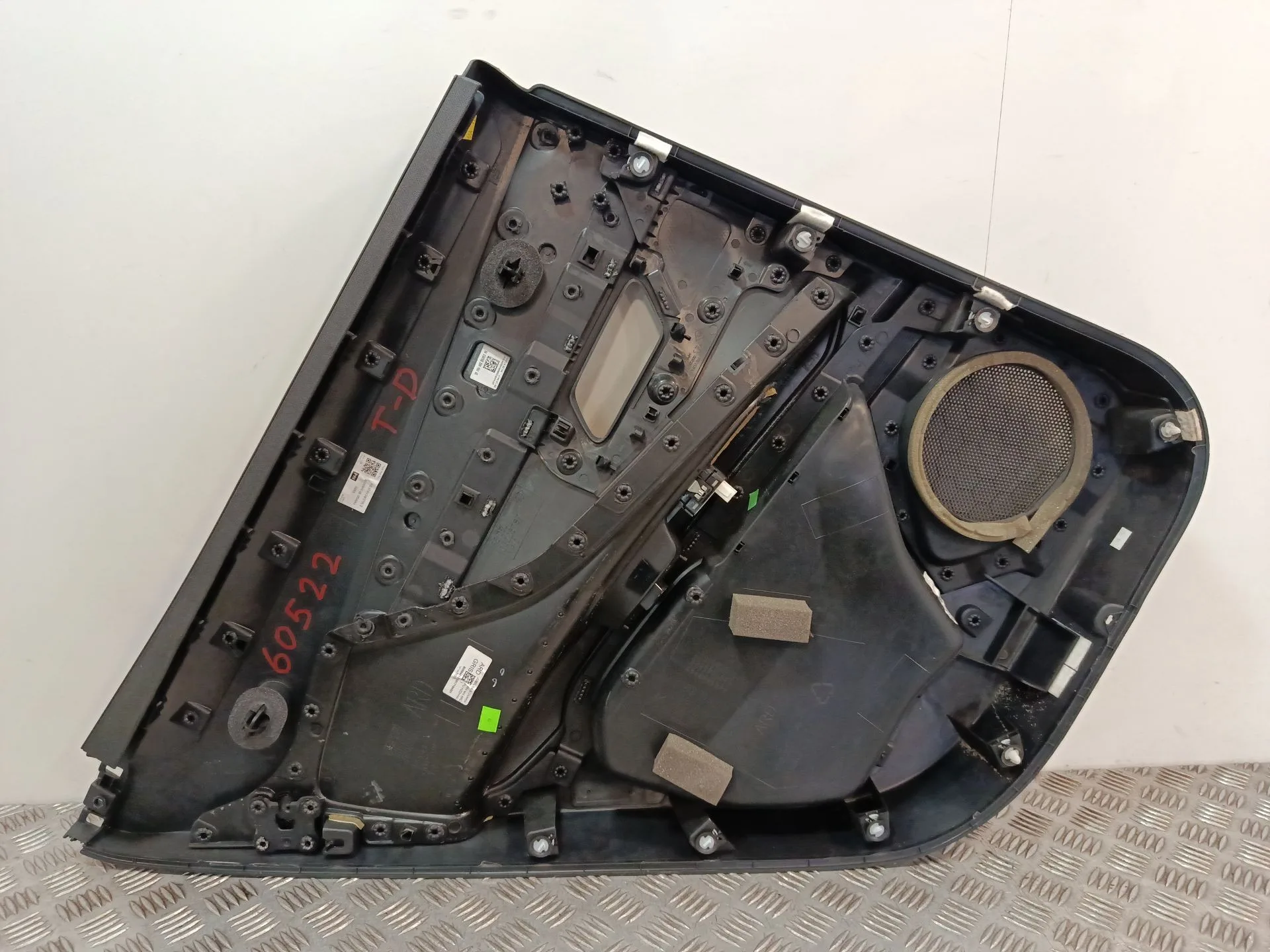 Guarnecido Puerta Trasera Derecha para Peugeot 3008 Ii Suv (Mc_, Mr_, Mj_, M4_)