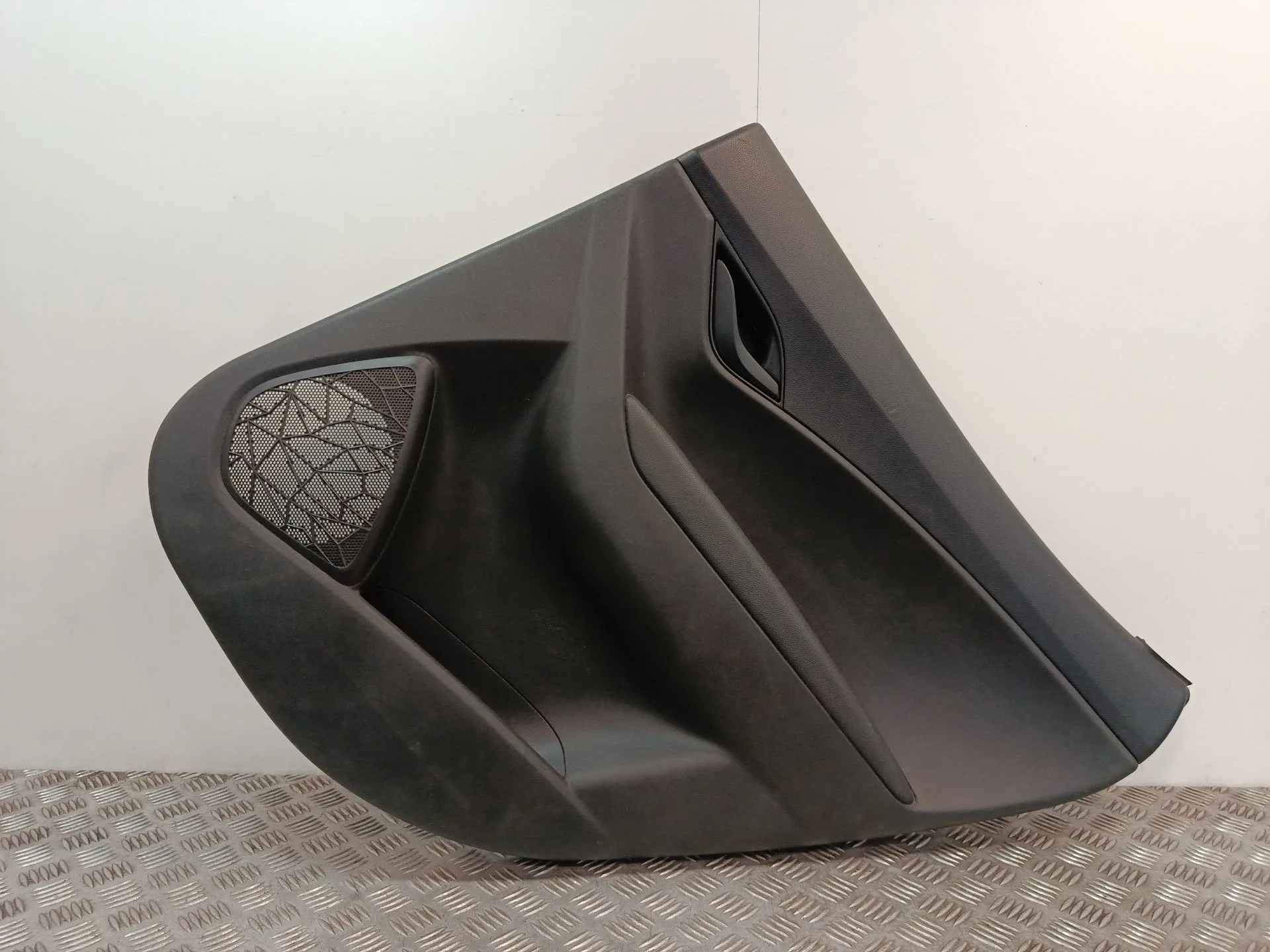 Guarnecido Puerta Trasera Derecha para Hyundai Ix20 (Jc)