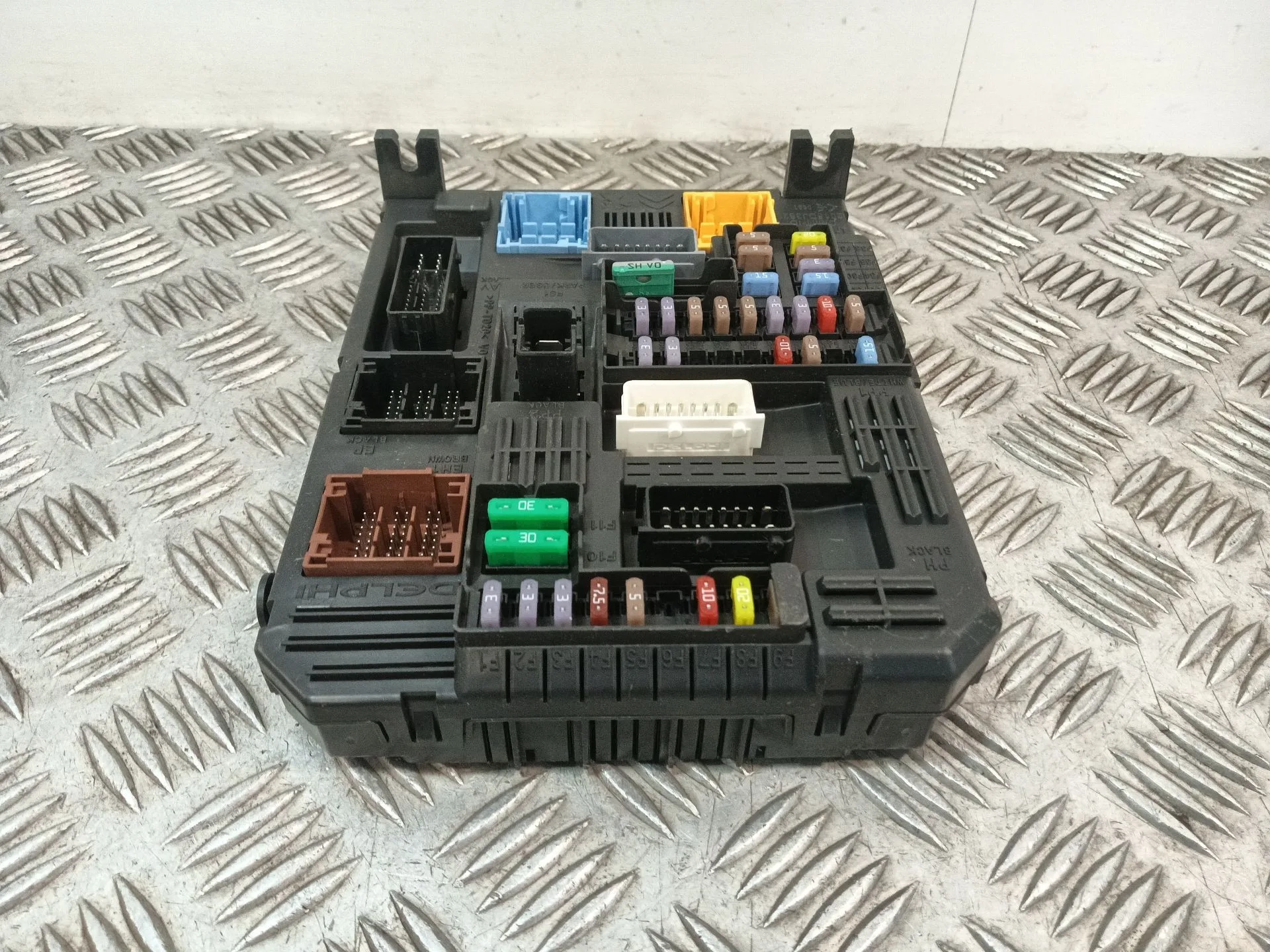 Caja Reles / Fusibles para Peugeot 3008 Ii Suv (Mc_, Mr_, Mj_, M4_)