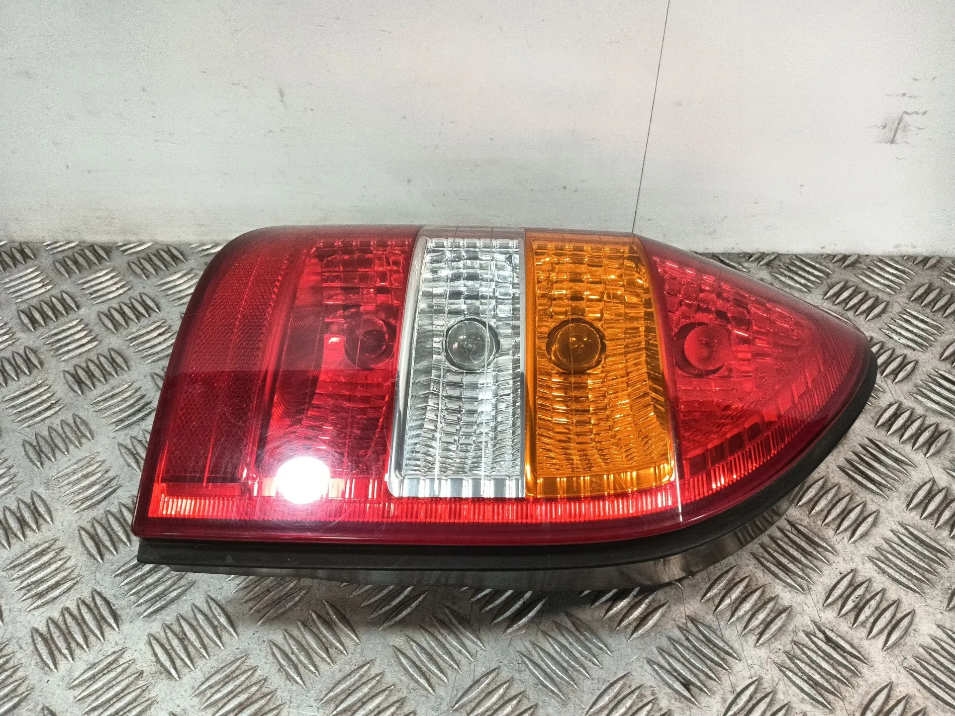 Piloto Trasero Izquierdo para Opel Zafira A Monospace (T98)
