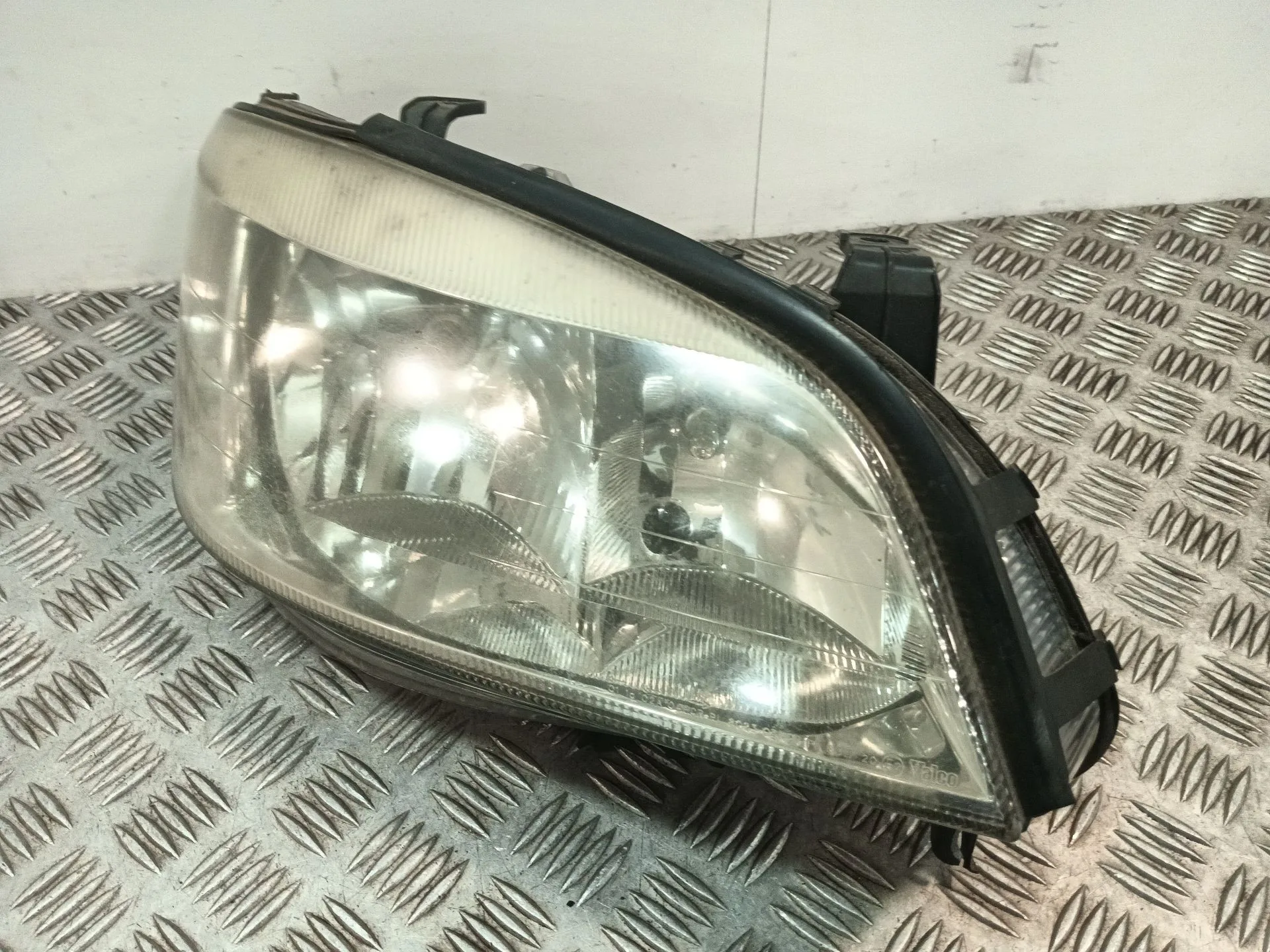 Faro Derecho para Opel Zafira A Monospace (T98)