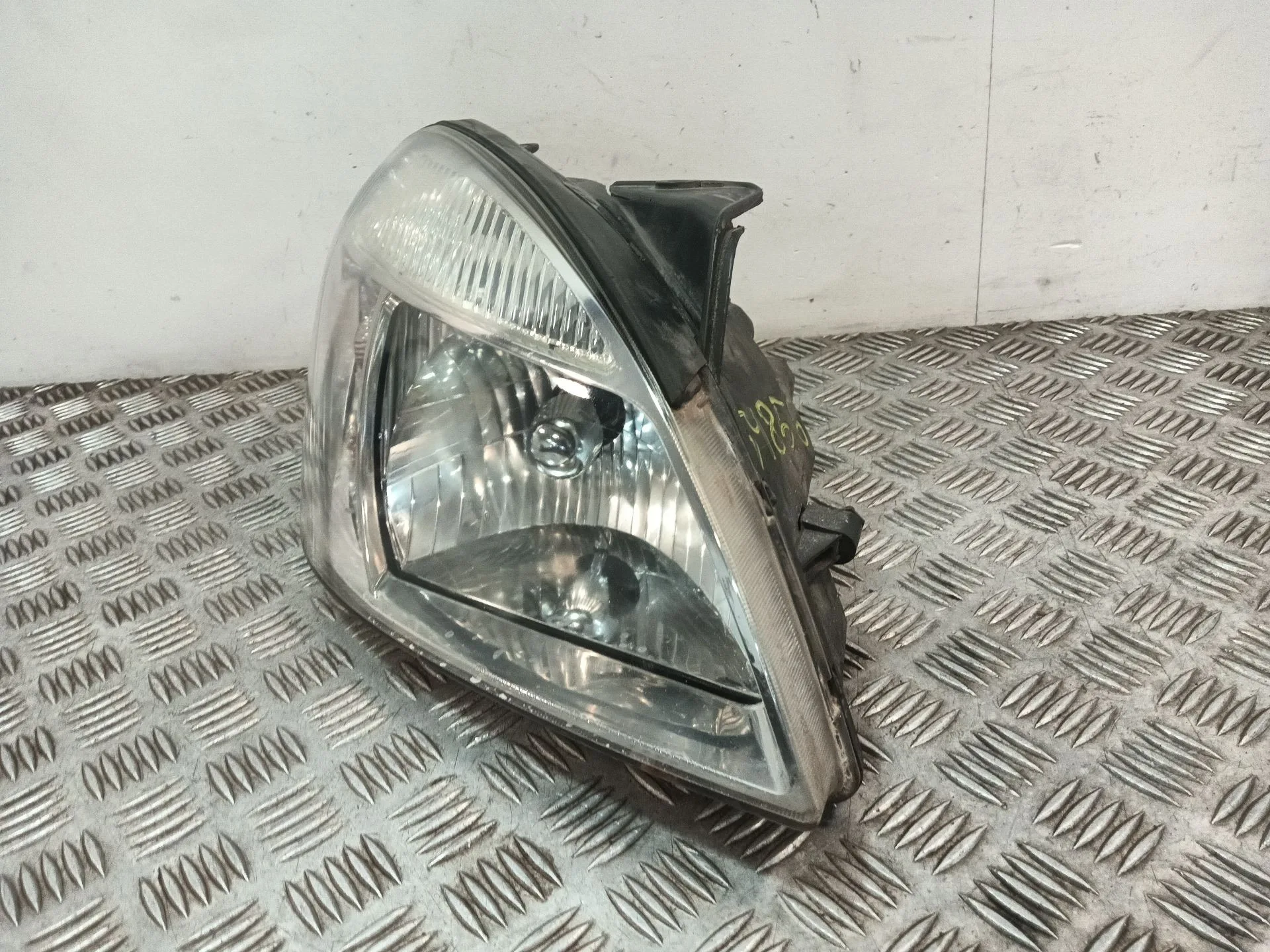 Faro Derecho para Kia Rio Ii (Jb)