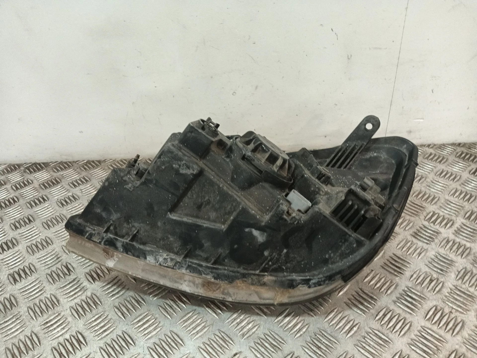 Faro Derecho para Kia Rio Ii (Jb)