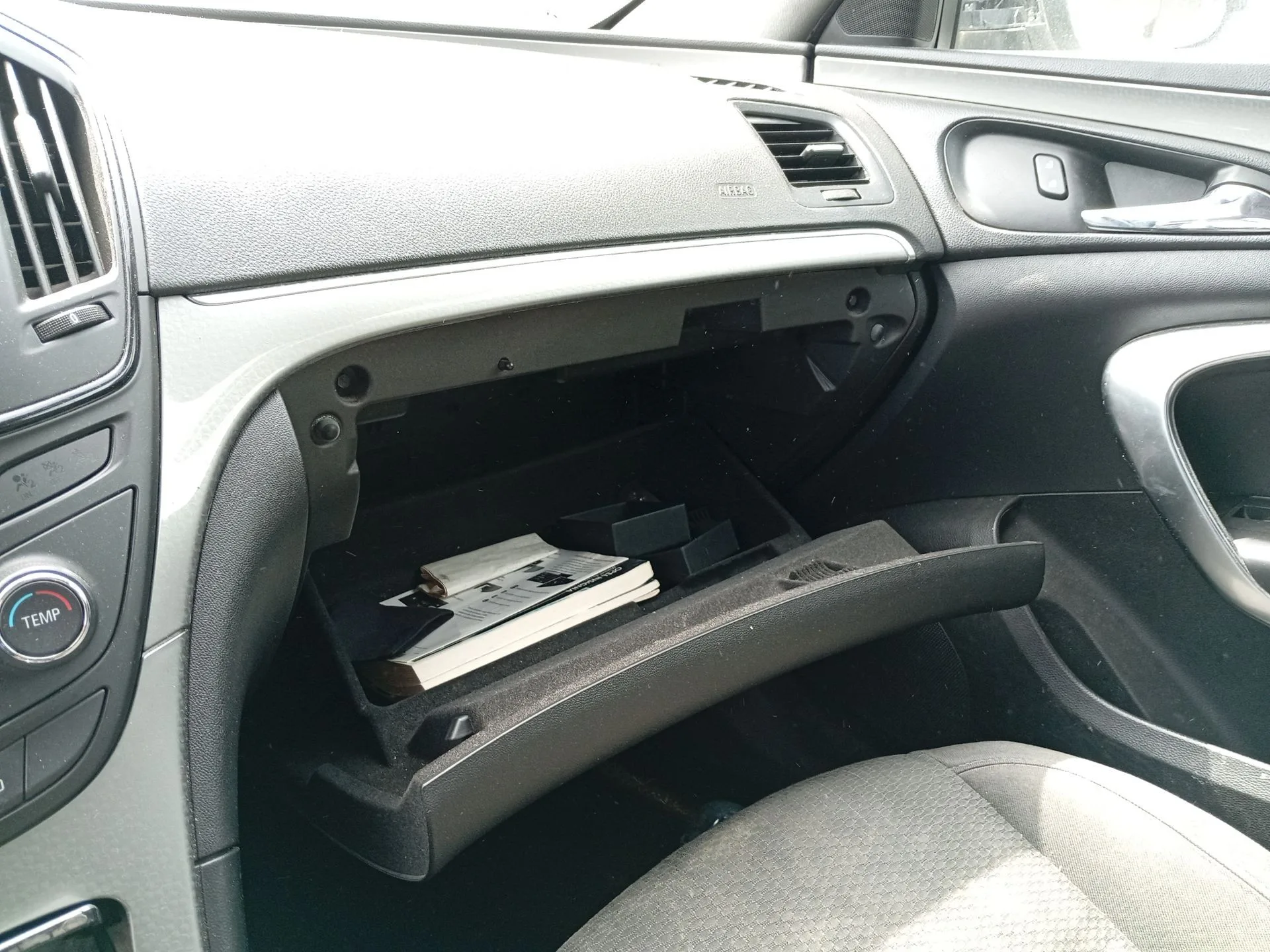Guantera para Opel Insignia A (G09)