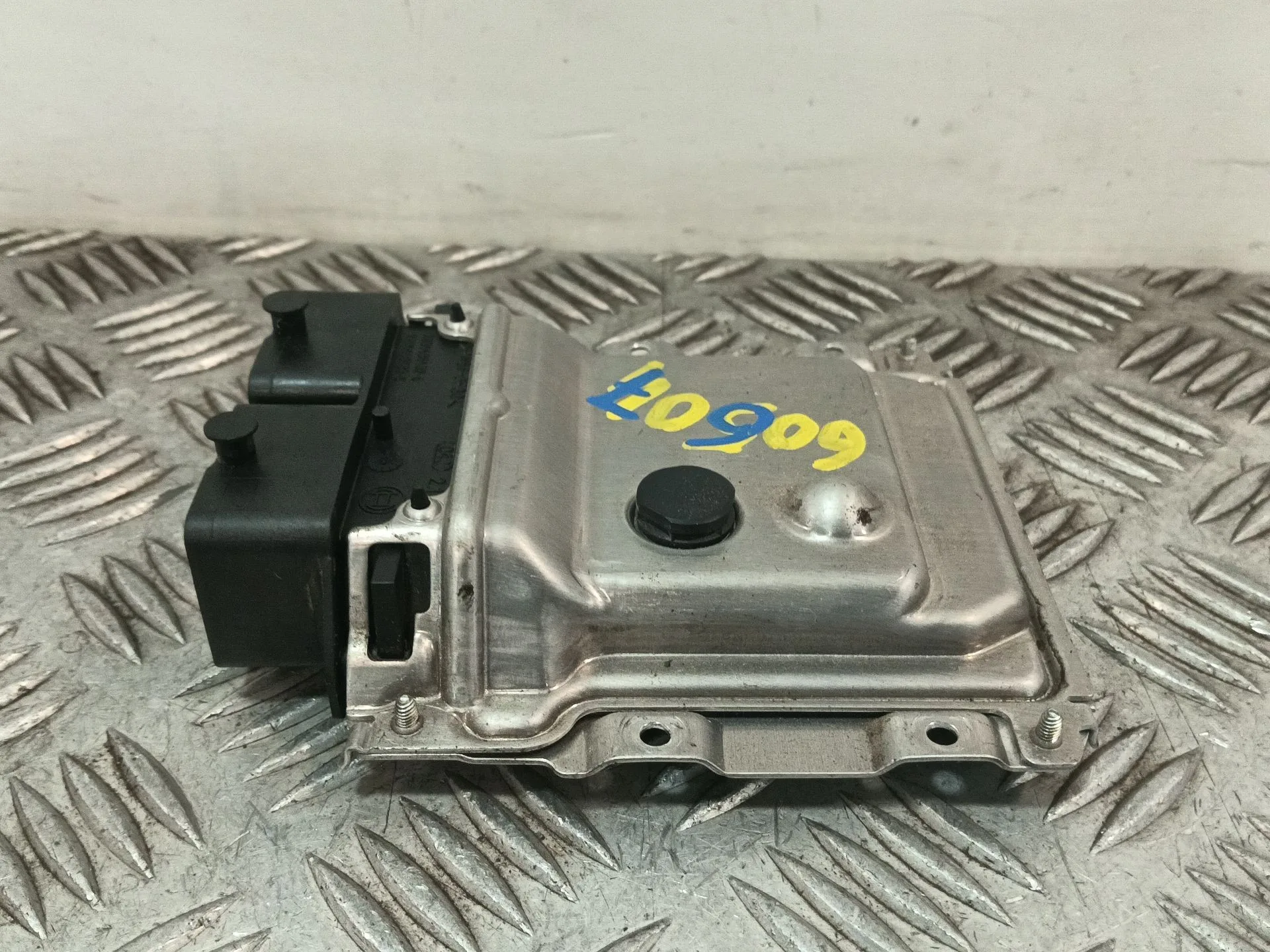 Centralita Motor Uce para Ford Fiesta Vii (Hj, Hf)