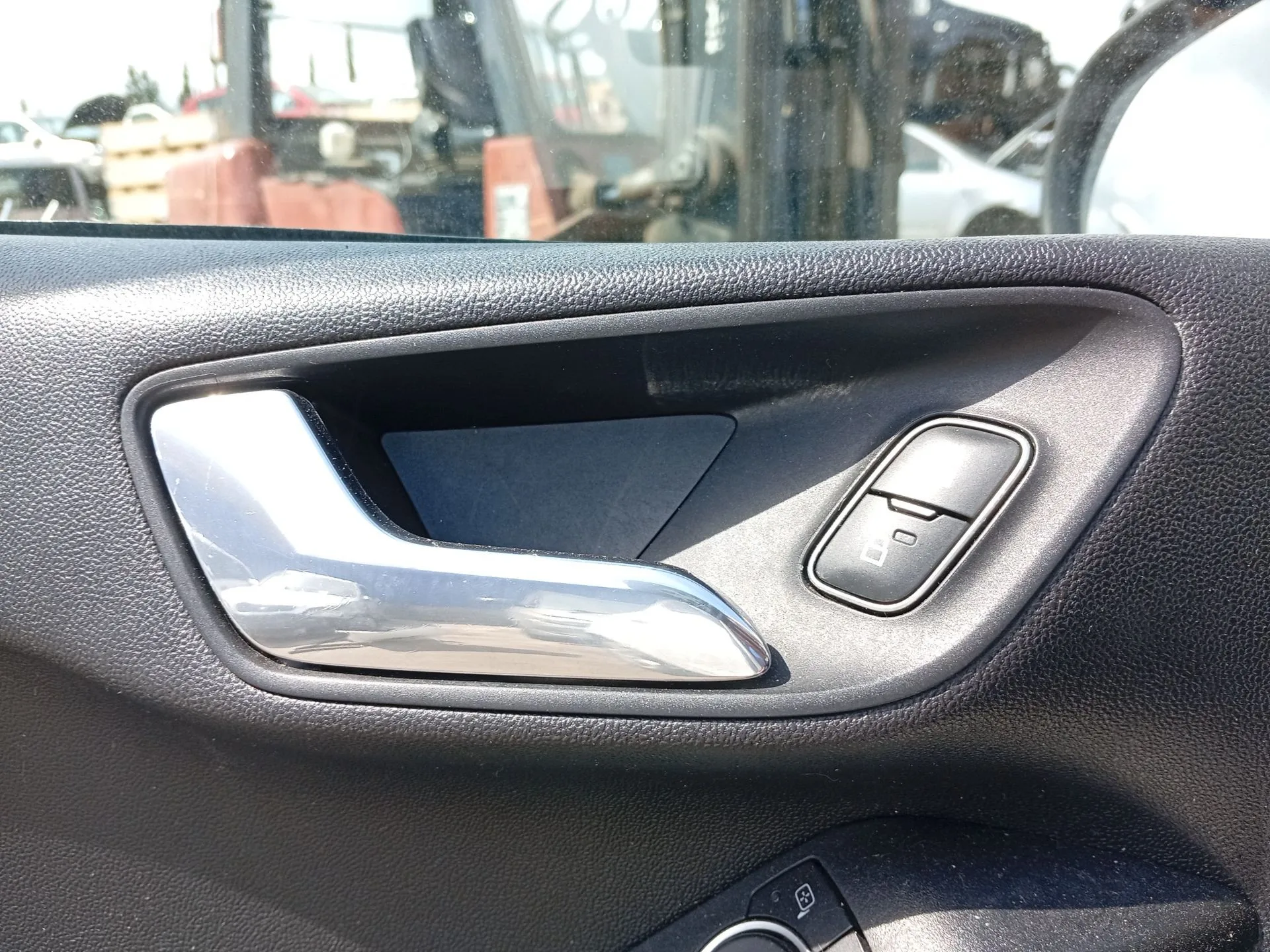 Maneta Interior Delantera Izquierda para Ford Fiesta Vii (Hj, Hf)
