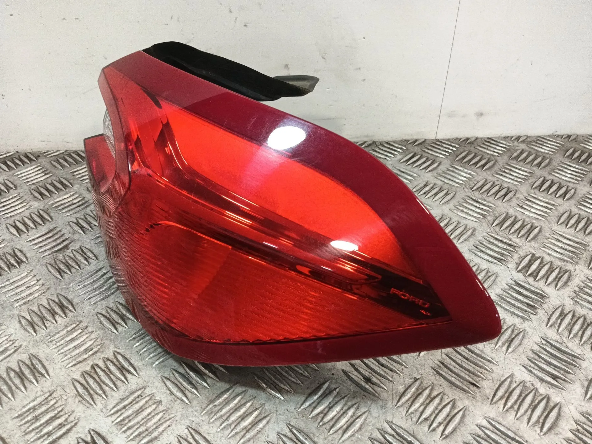 Piloto Trasero Derecho para Ford Fiesta Vii (Hj, Hf)
