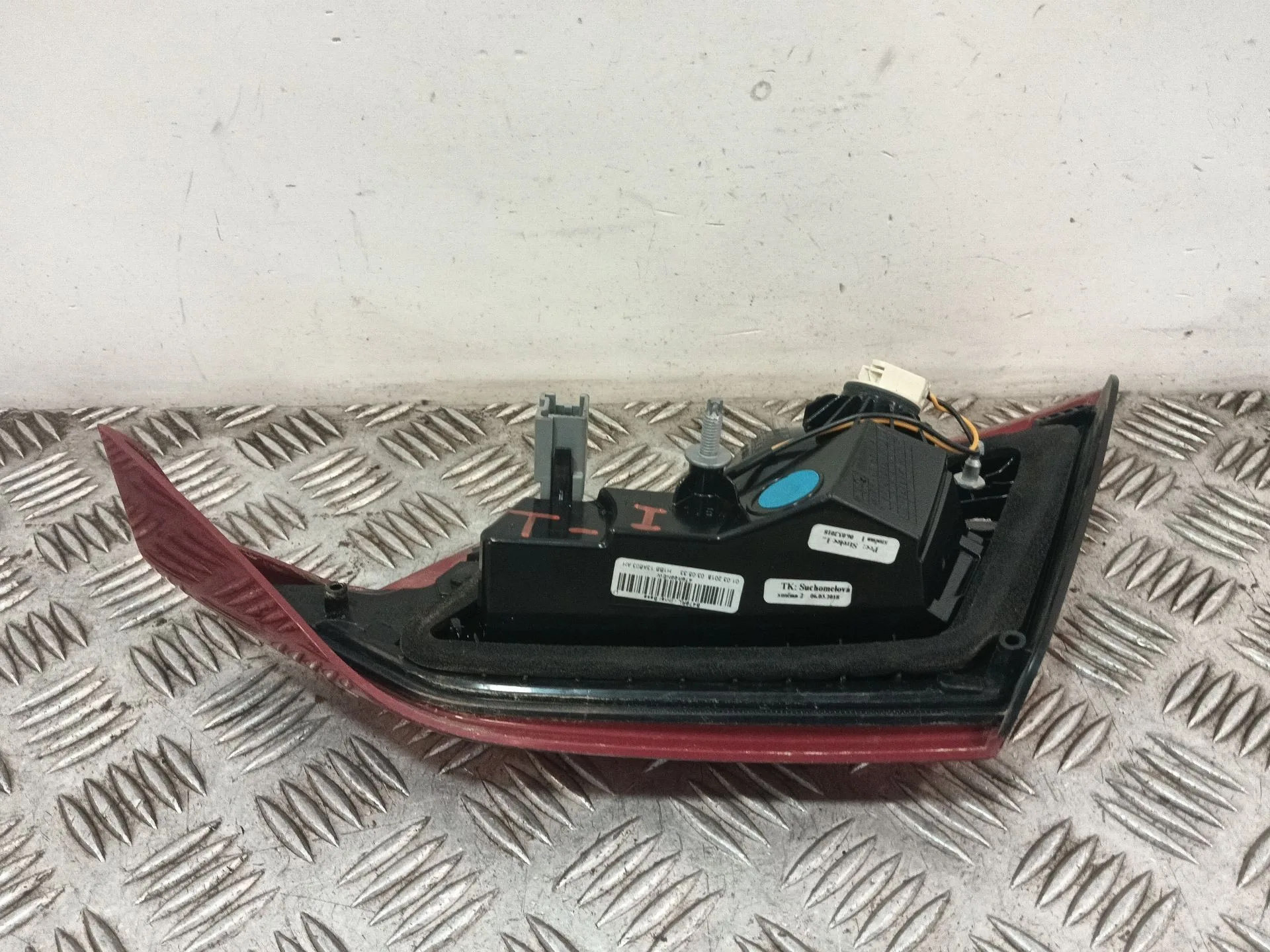 Piloto Trasero Izquierdo Interior para Ford Fiesta Vii (Hj, Hf)