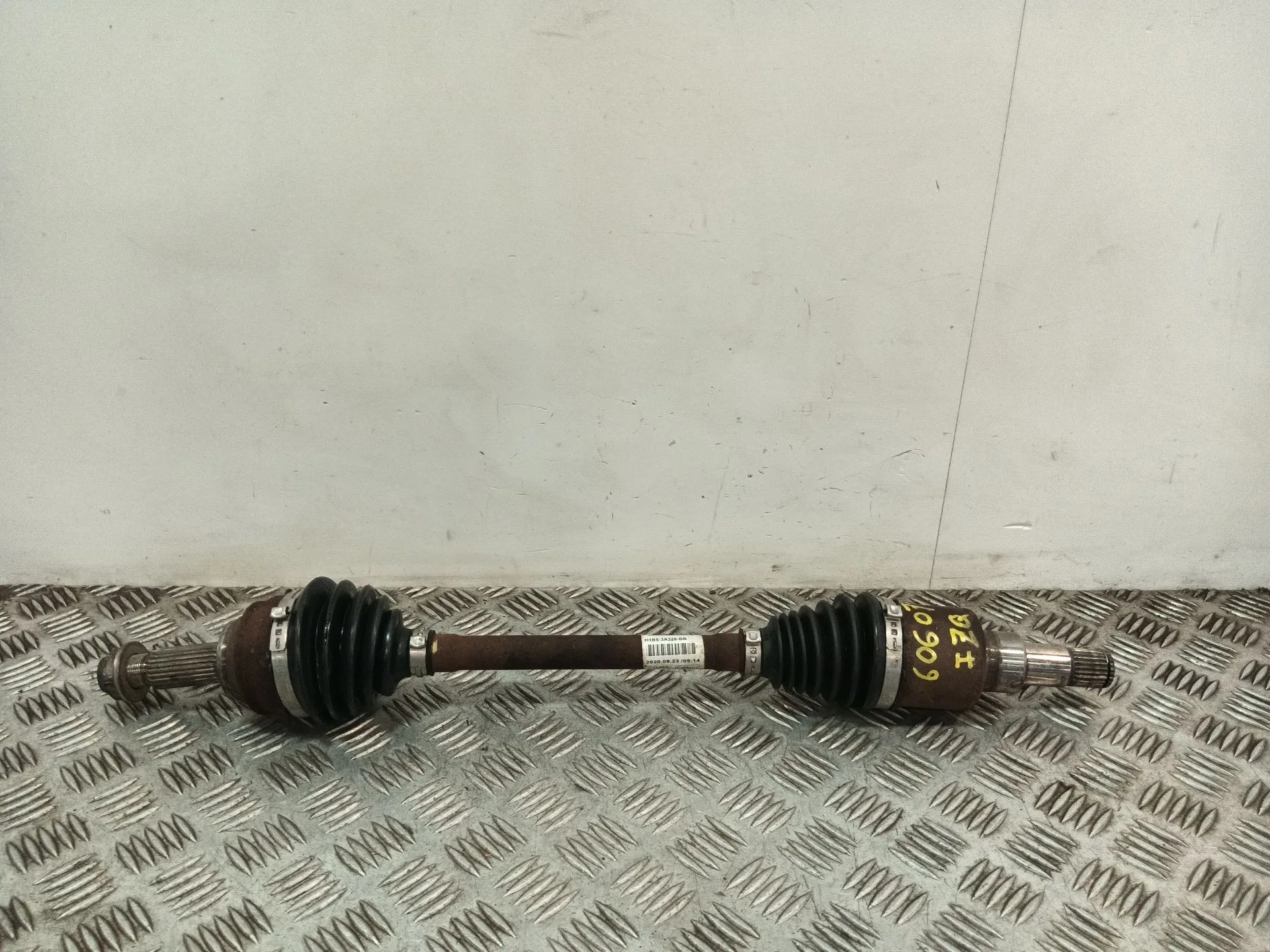 Transmision Delantera Izquierda para Ford Fiesta Vii (Hj, Hf)