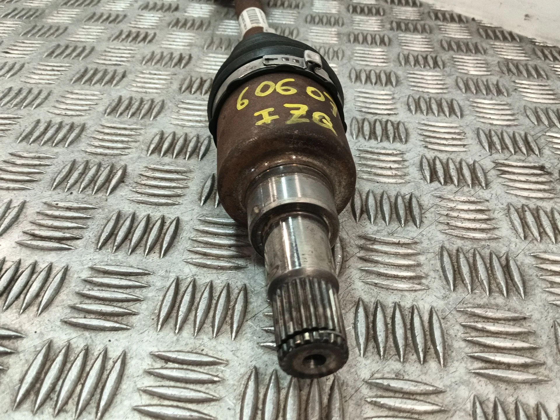 Transmision Delantera Izquierda para Ford Fiesta Vii (Hj, Hf)
