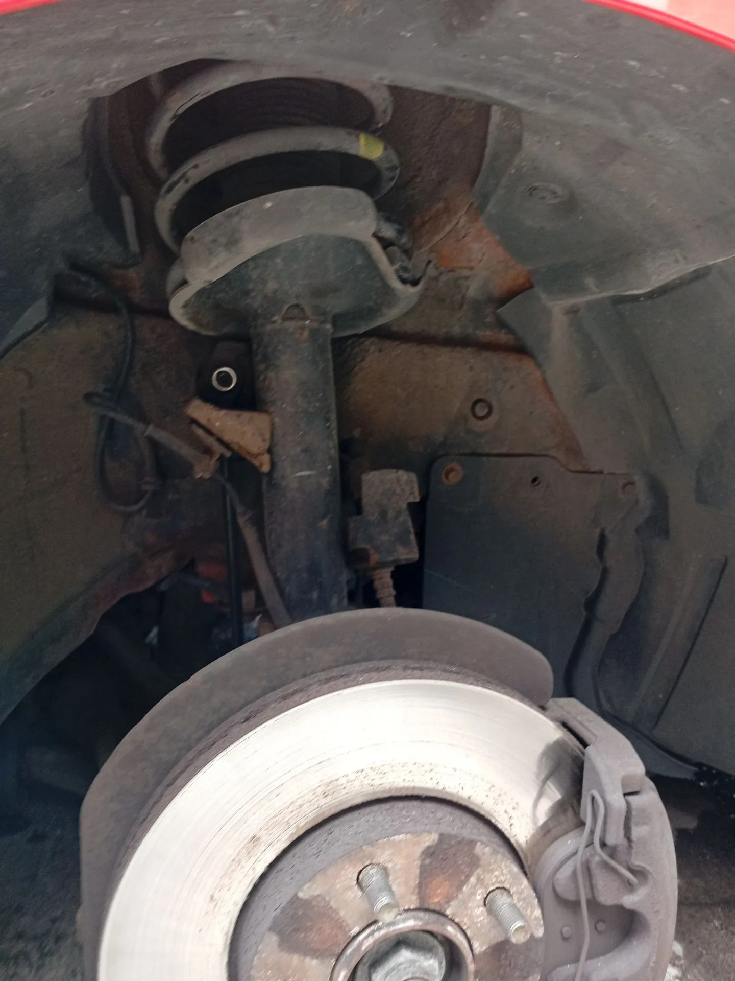 Amortiguador Delantero Derecho para Mazda 3 (Bk)