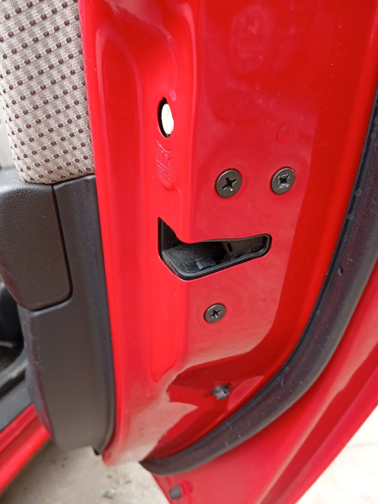Cerradura Puerta Trasera Derecha para Mazda 3 (Bk)