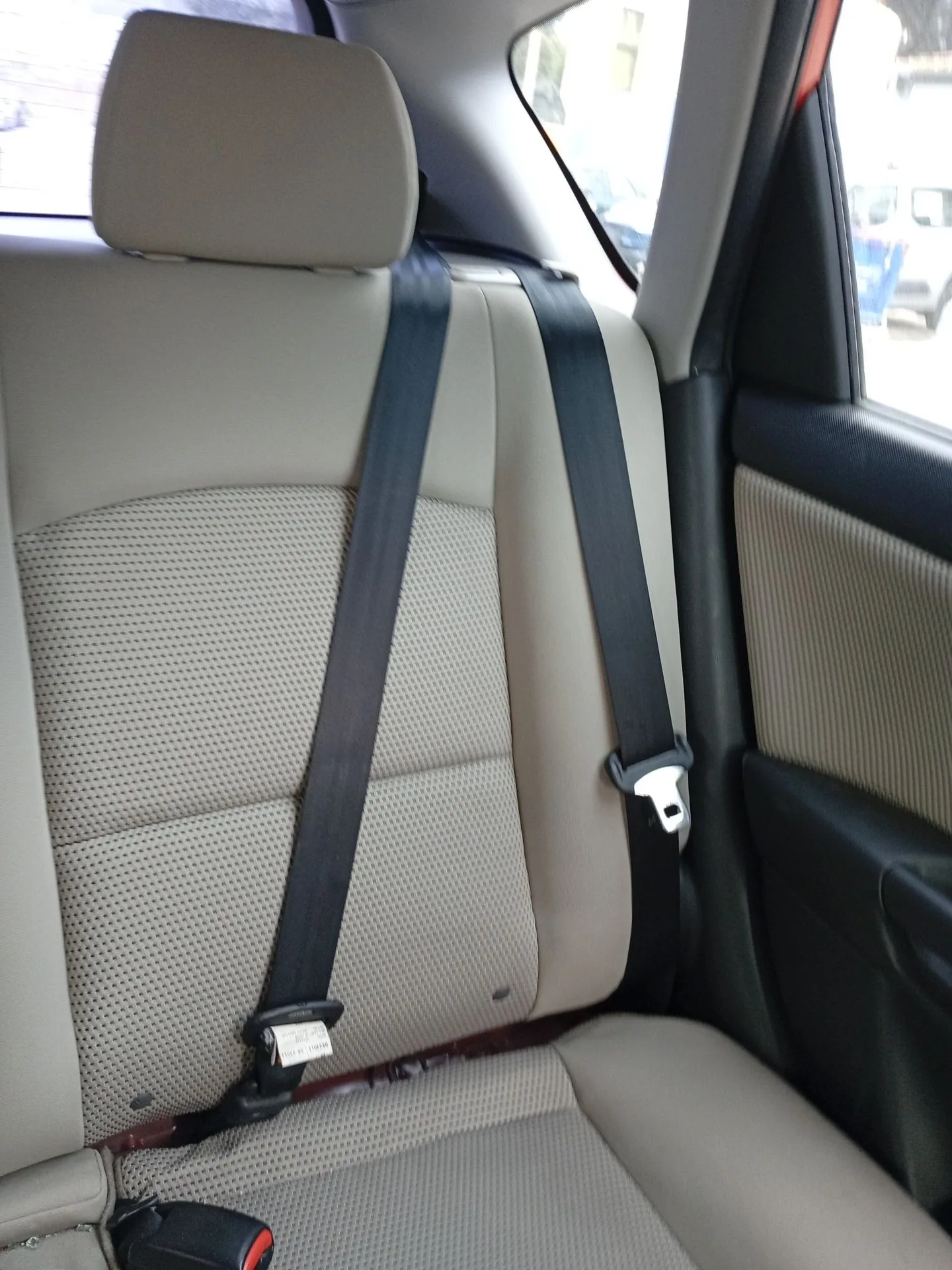 Cinturon Seguridad Trasero Izquierdo para Mazda 3 (Bk)