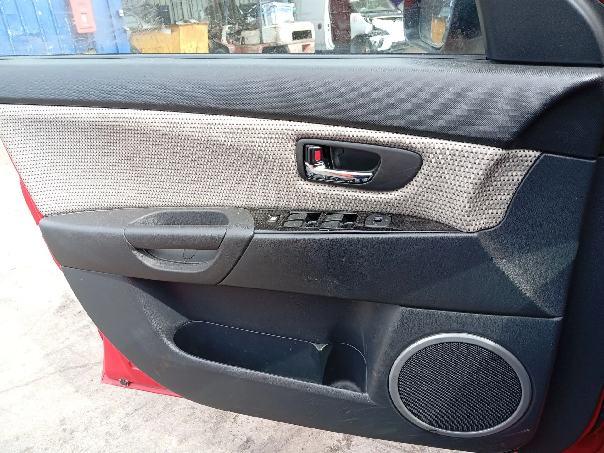 Guarnecido Puerta Delantera Izquierda para Mazda 3 (Bk)