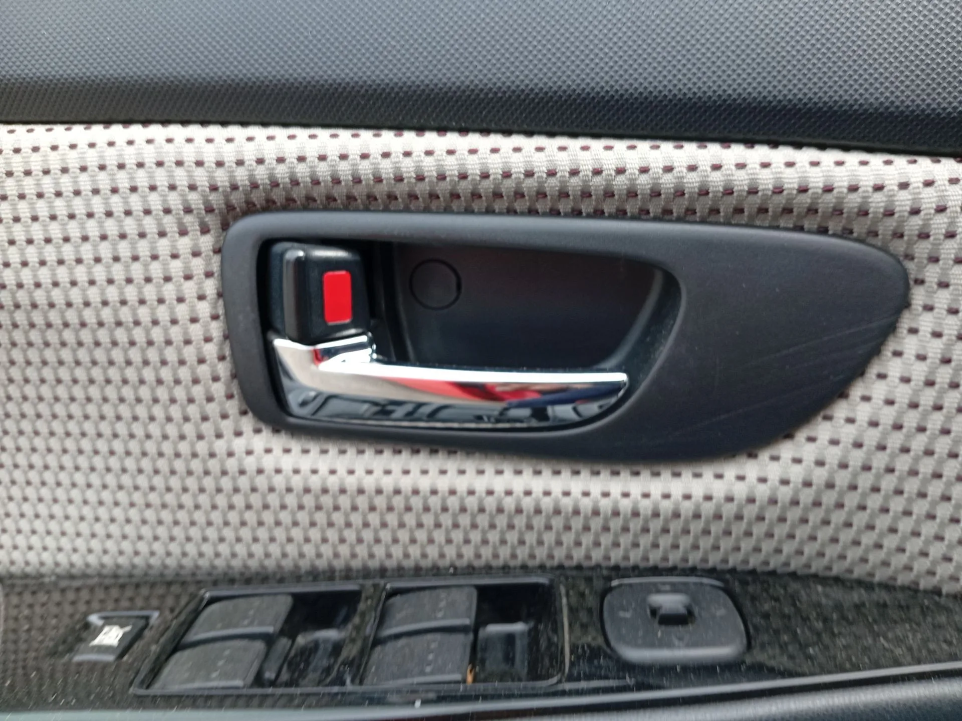 Maneta Interior Delantera Izquierda para Mazda 3 (Bk)
