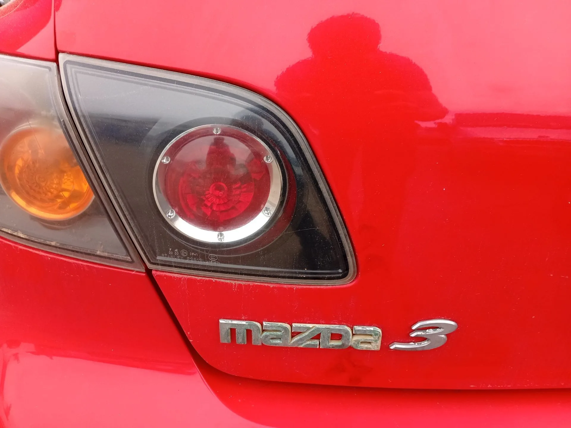 Piloto Trasero Izquierdo Interior para Mazda 3 (Bk)