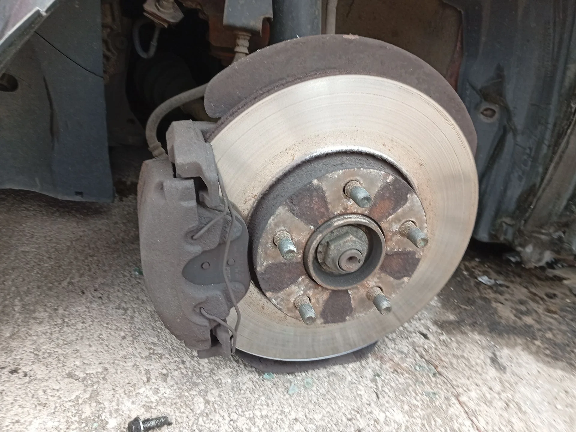 Pinza Freno Delantera Izquierda para Mazda 3 (Bk)