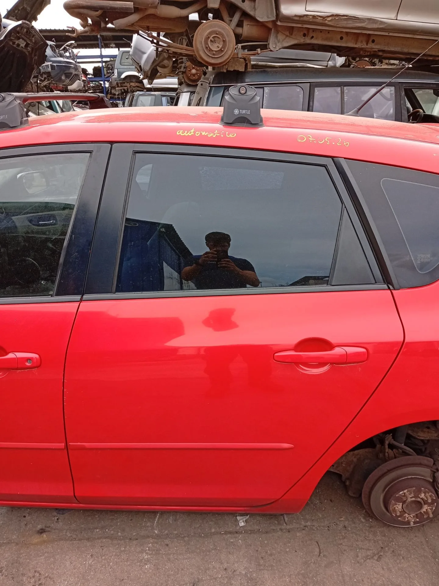 Puerta Trasera Izquierda para Mazda 3 (Bk)