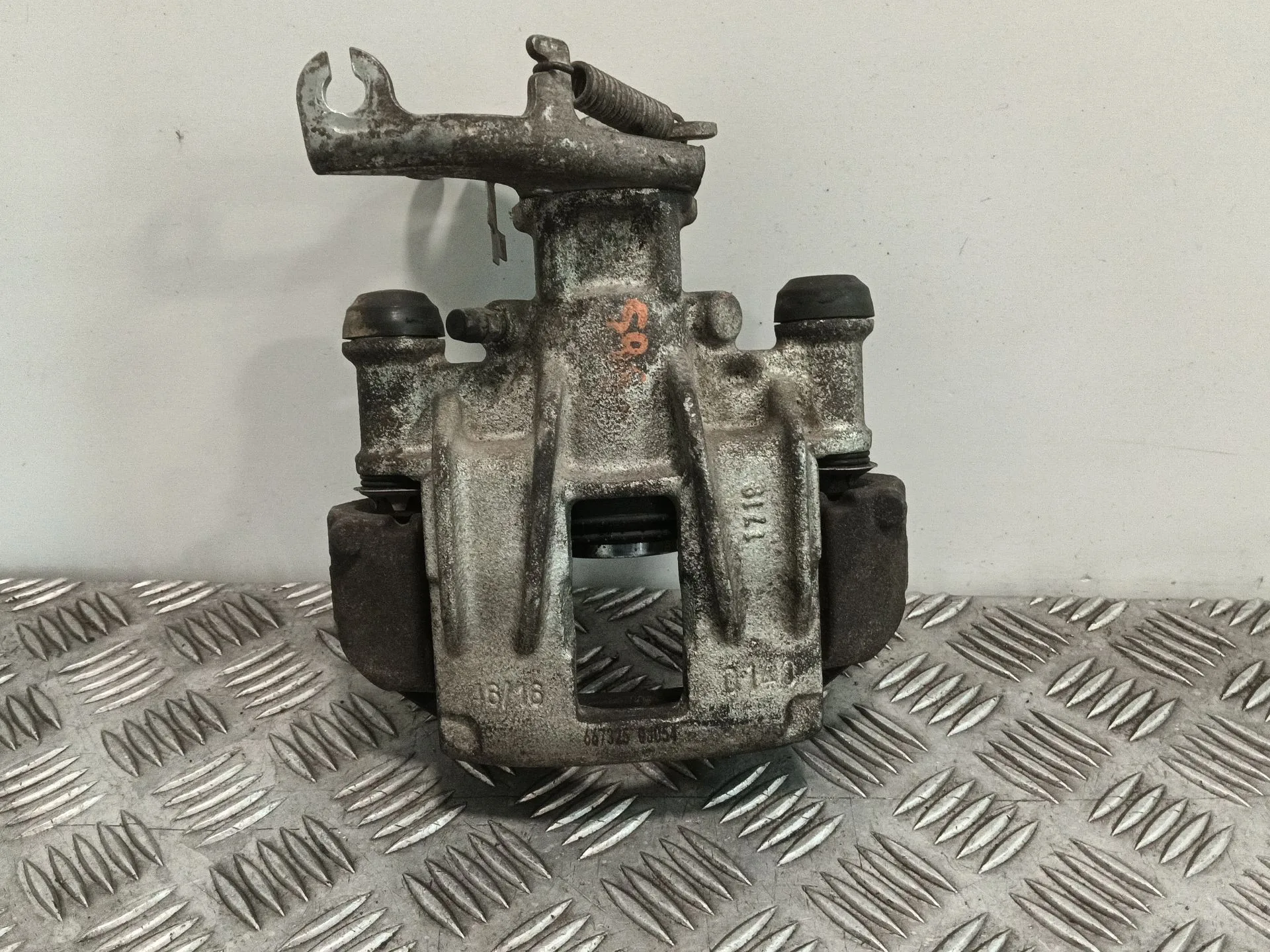 Pinza Freno Trasera Derecha para Nissan Nt400 Cabstar (F24M)