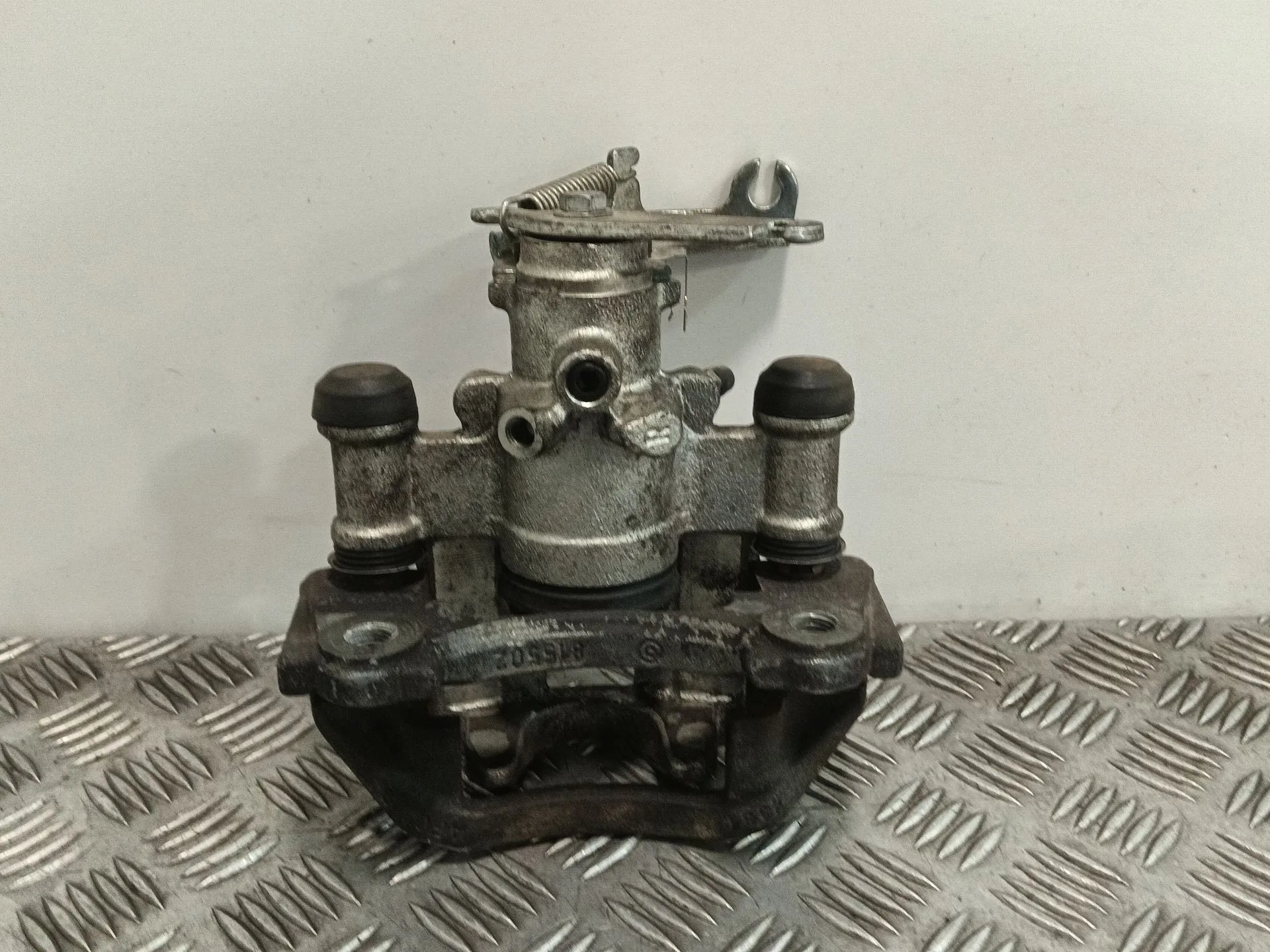 Pinza Freno Trasera Derecha para Nissan Nt400 Cabstar (F24M)
