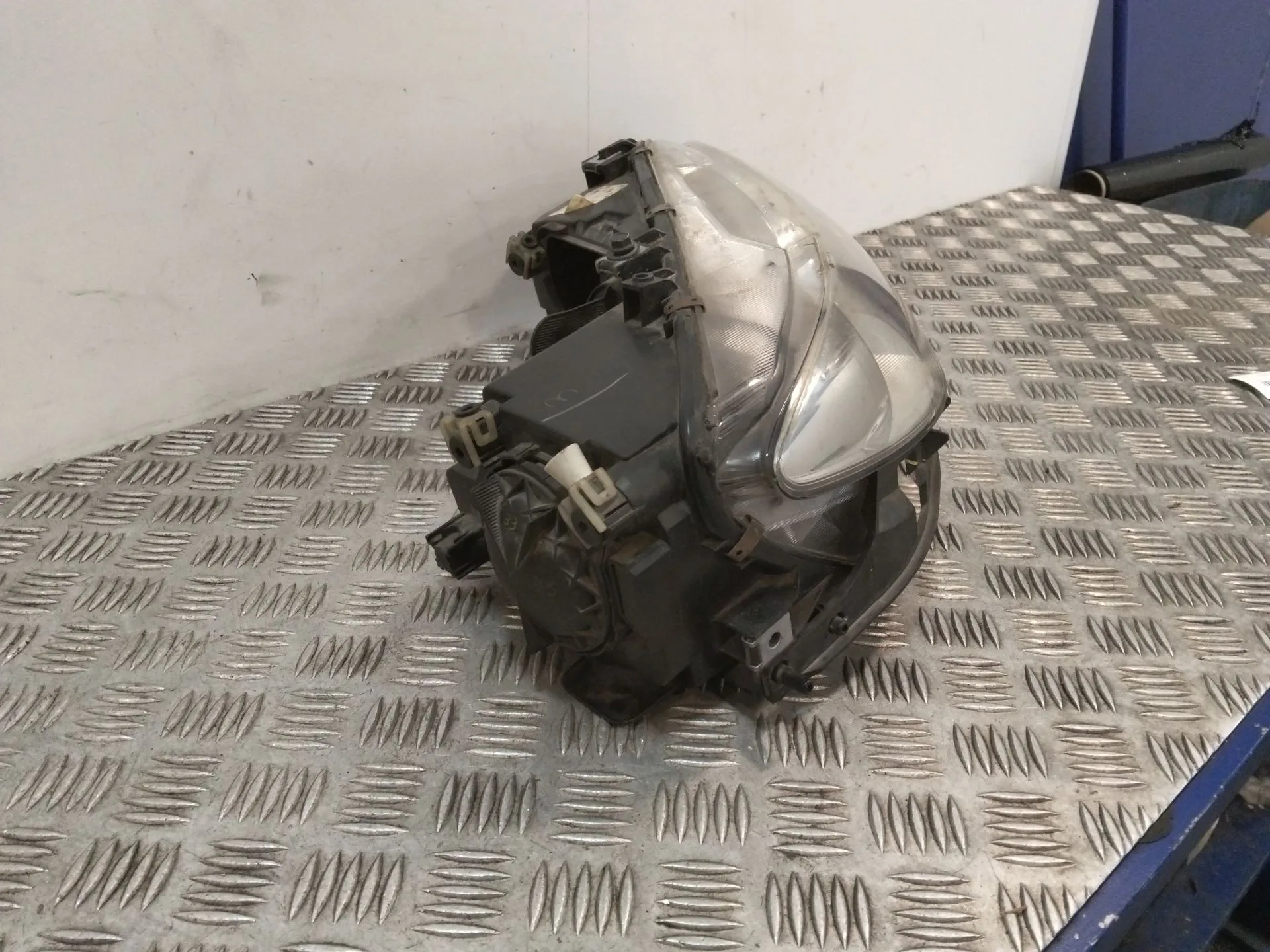 Faro Derecho para Mazda 6 Hatchback (Gg)