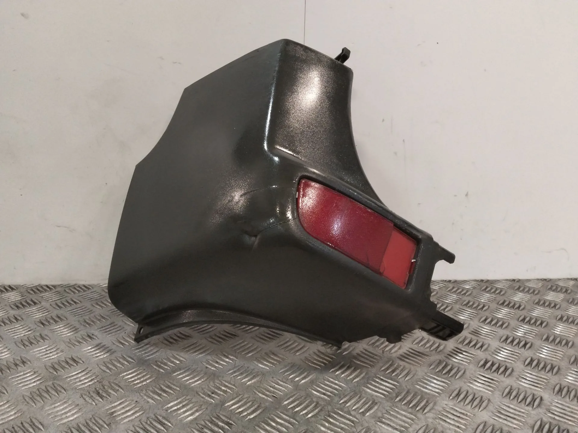 Puntera Paragolpes Trasera Izquierda para Volkswagen Crafter 30-50 Furgoneta (2E_)
