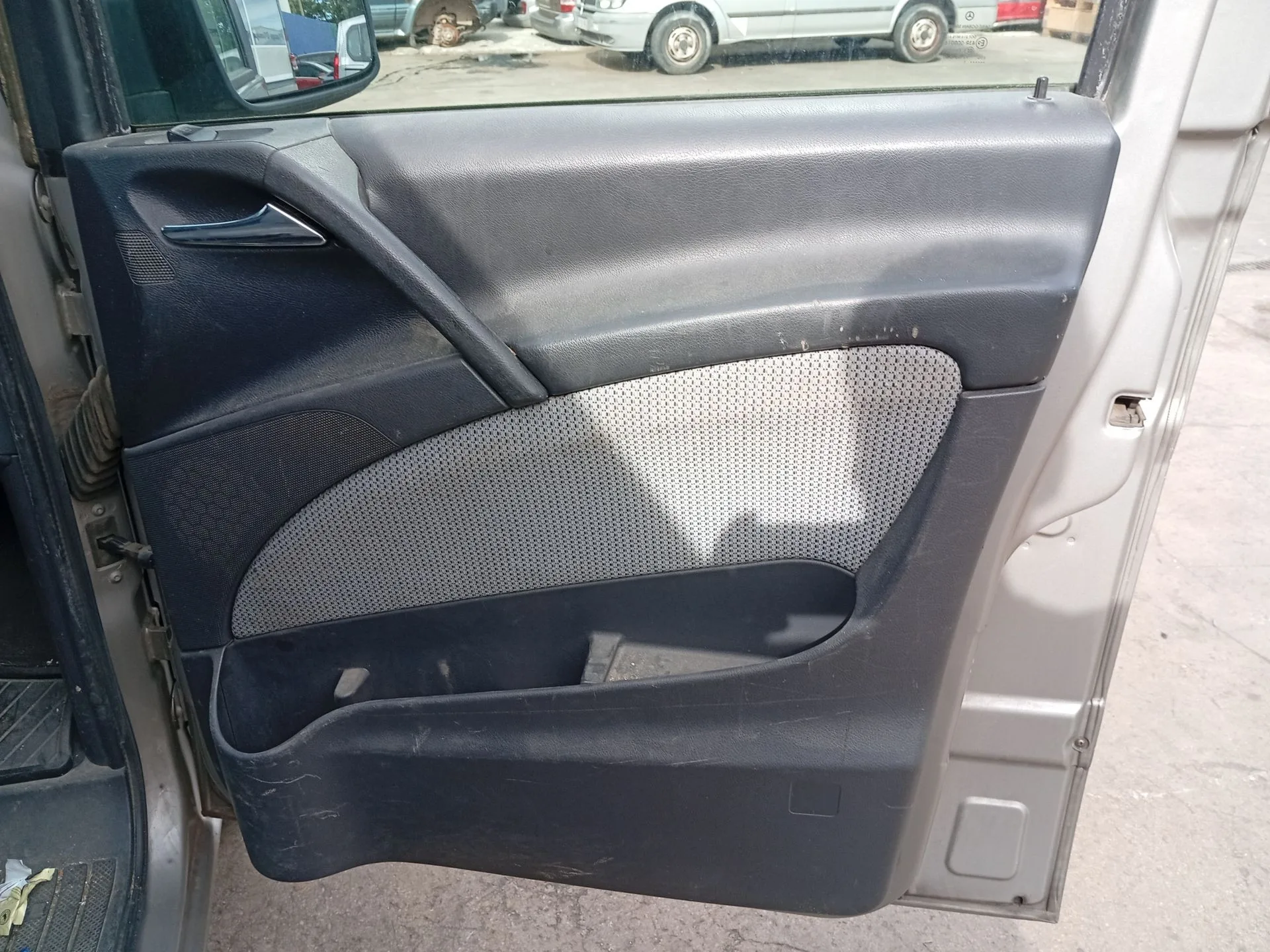 Elevalunas Delantero Derecho para Mercedes-Benz Viano (W639)